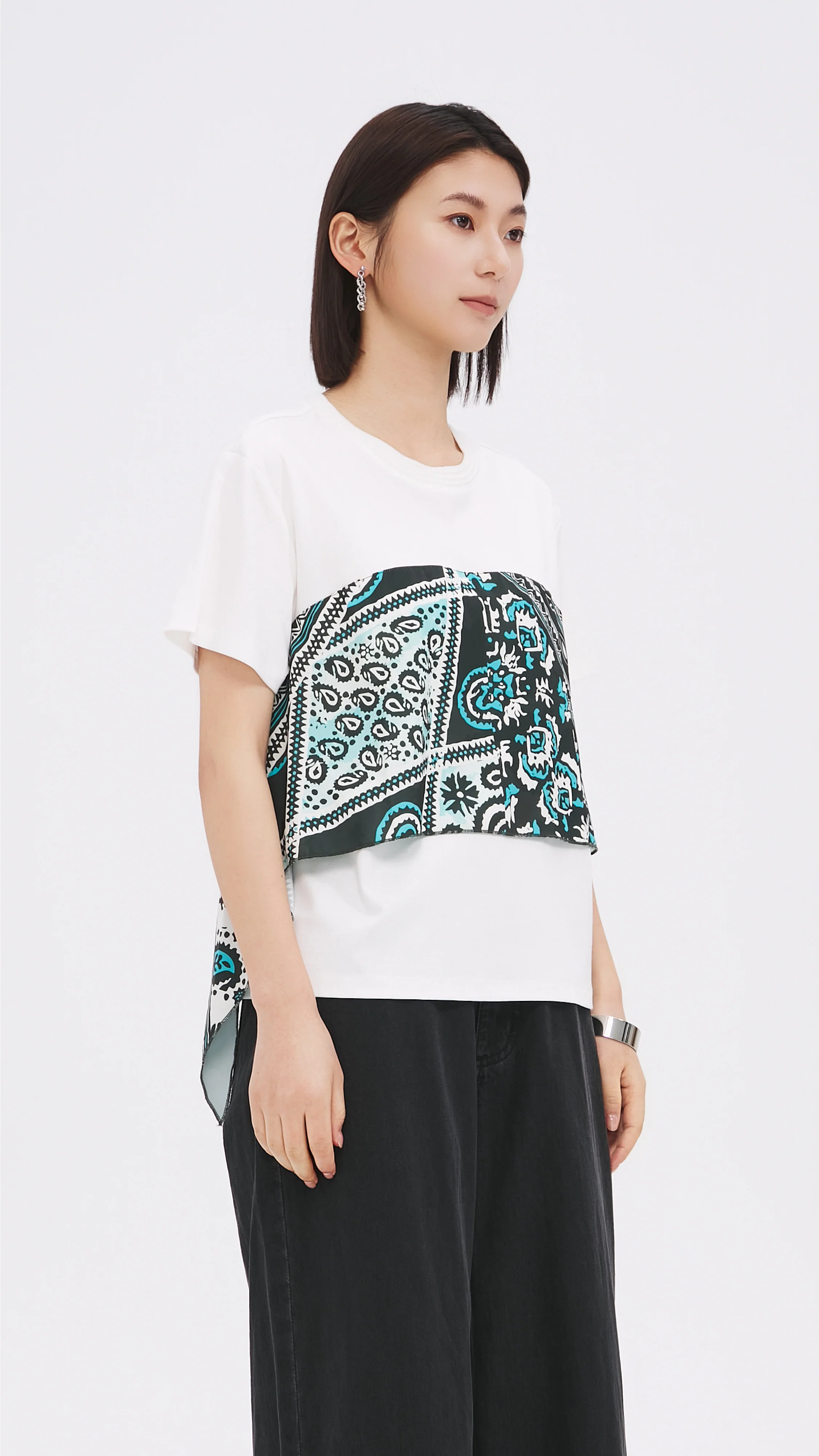 Scarf Print Tee - Umamrii