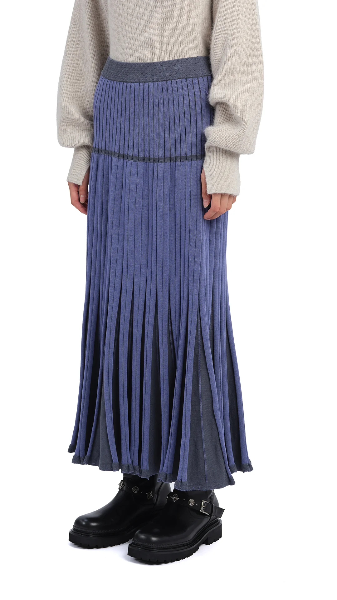 Knitted Flare Skirt - Umamrii