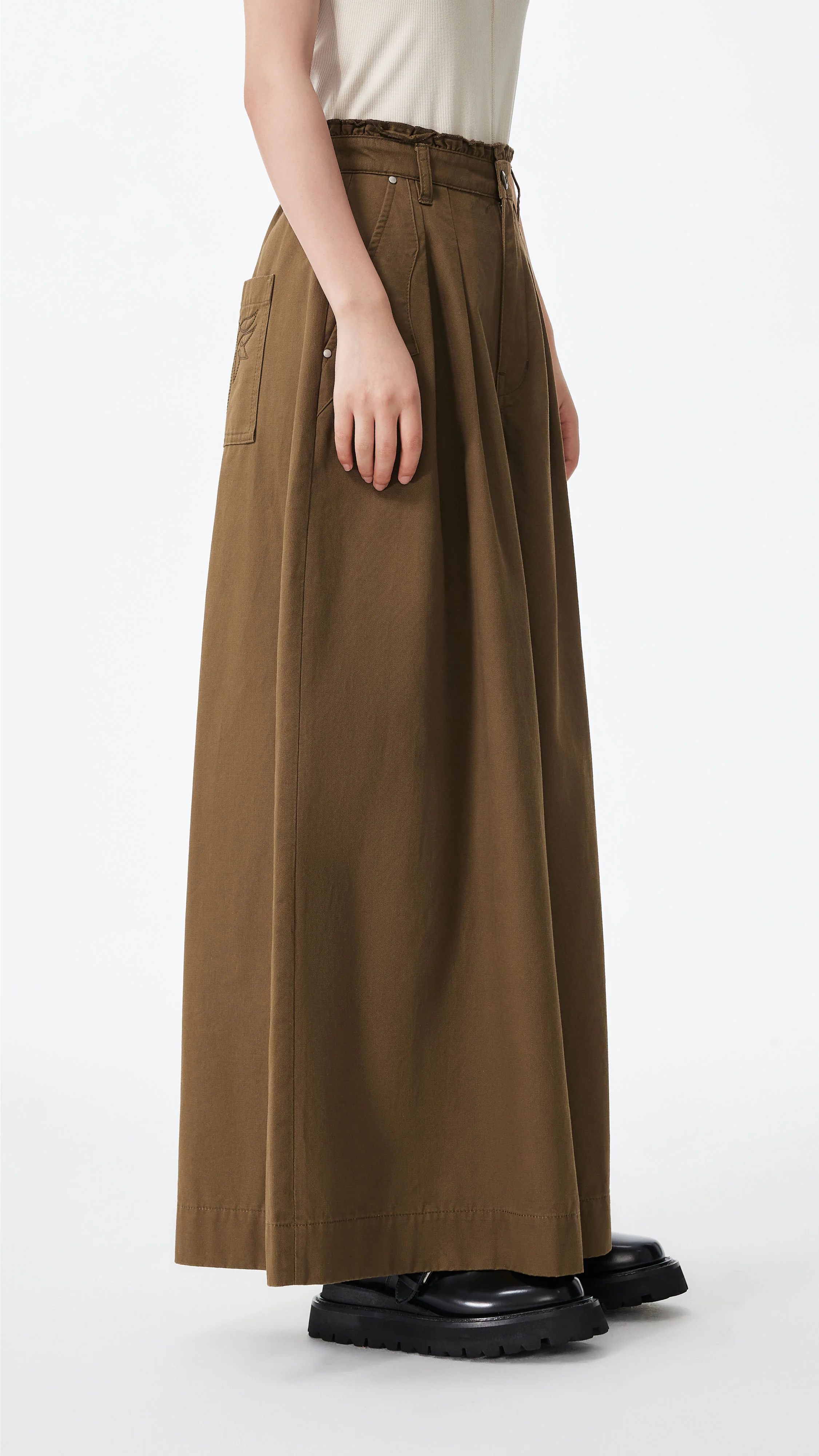 Wide-Leg Pants - Umamrii