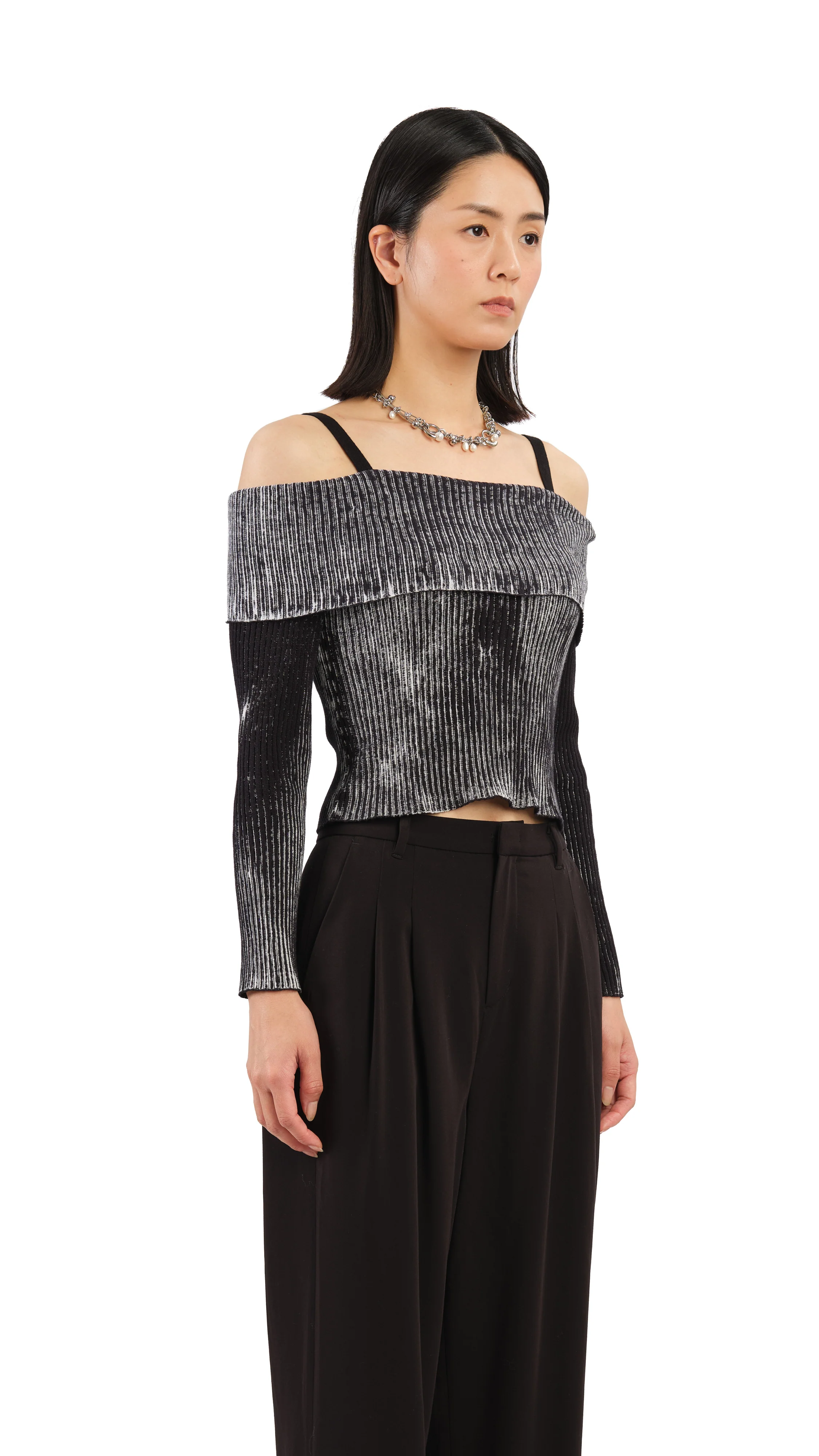 Two-Tone Off Shoulder Sweater - Umamrii
