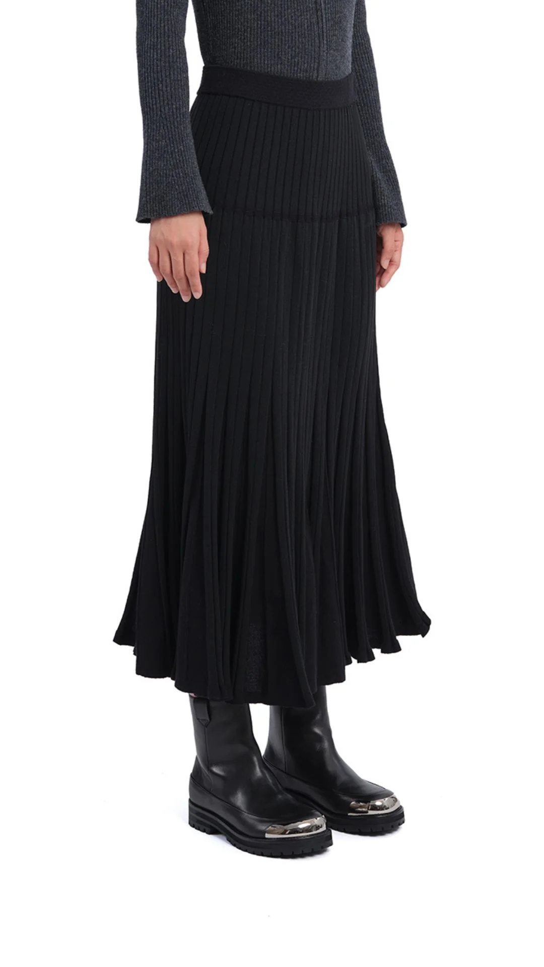 Knitted Flare Skirt - Umamrii