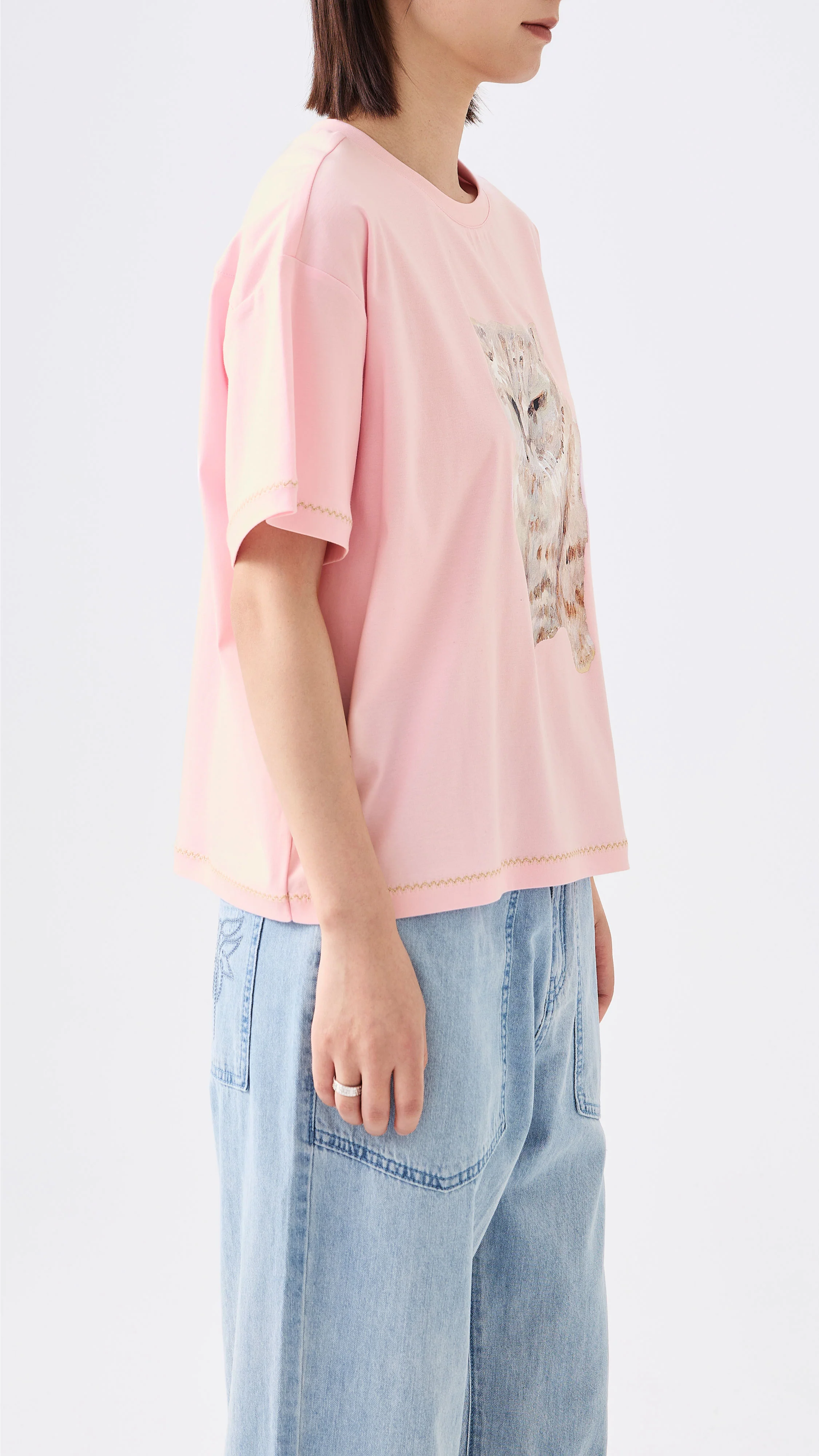 Mythical Animal Graphic Tee - Umamrii