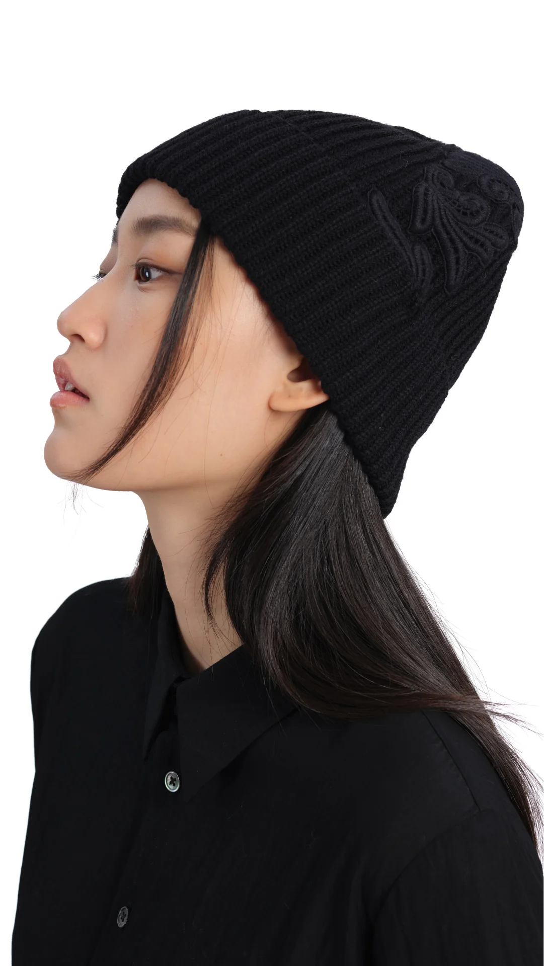 Mountain Beanie With Lace Trims - Umamrii