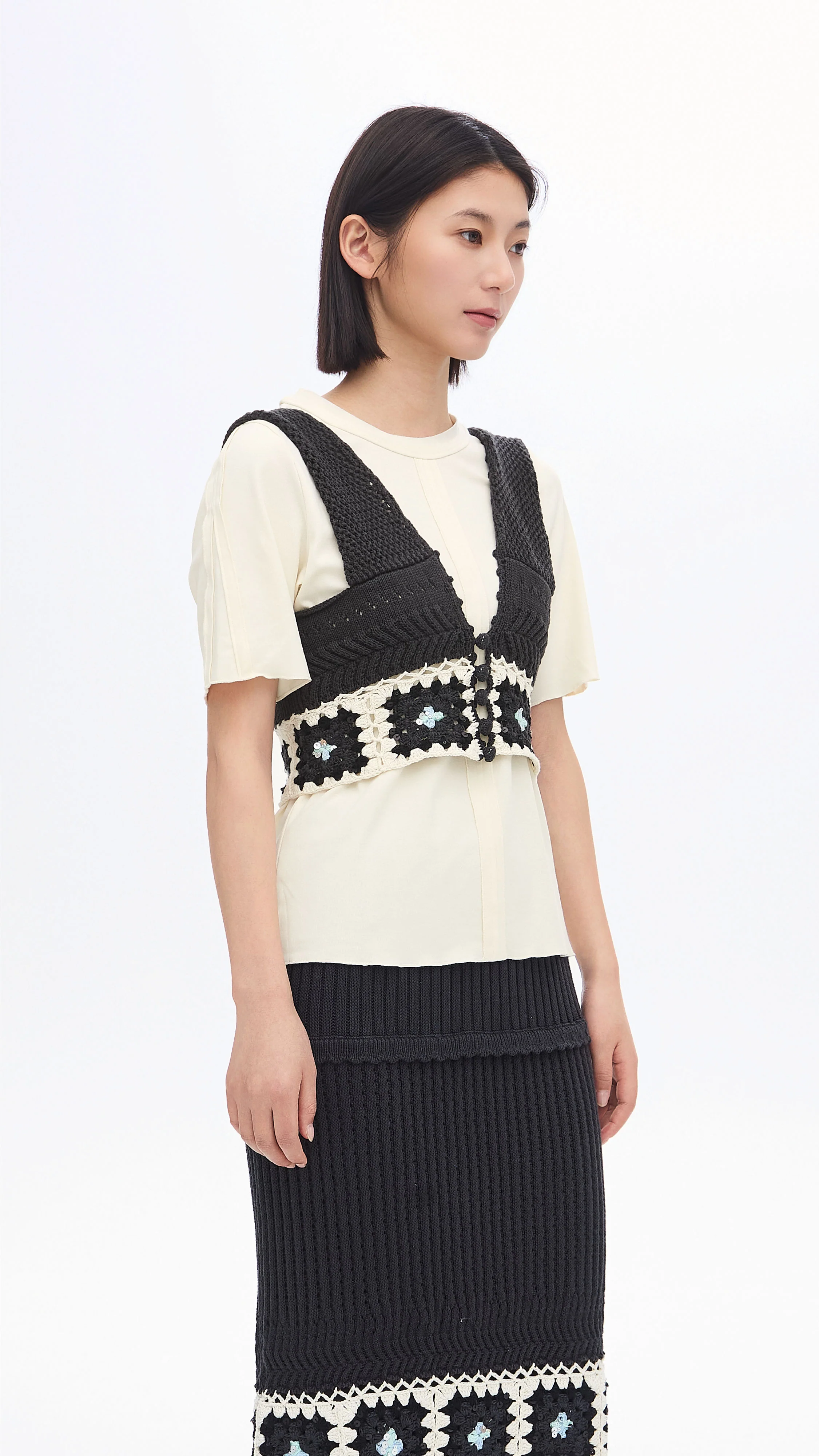 Beaded Knit Vest - Umamrii