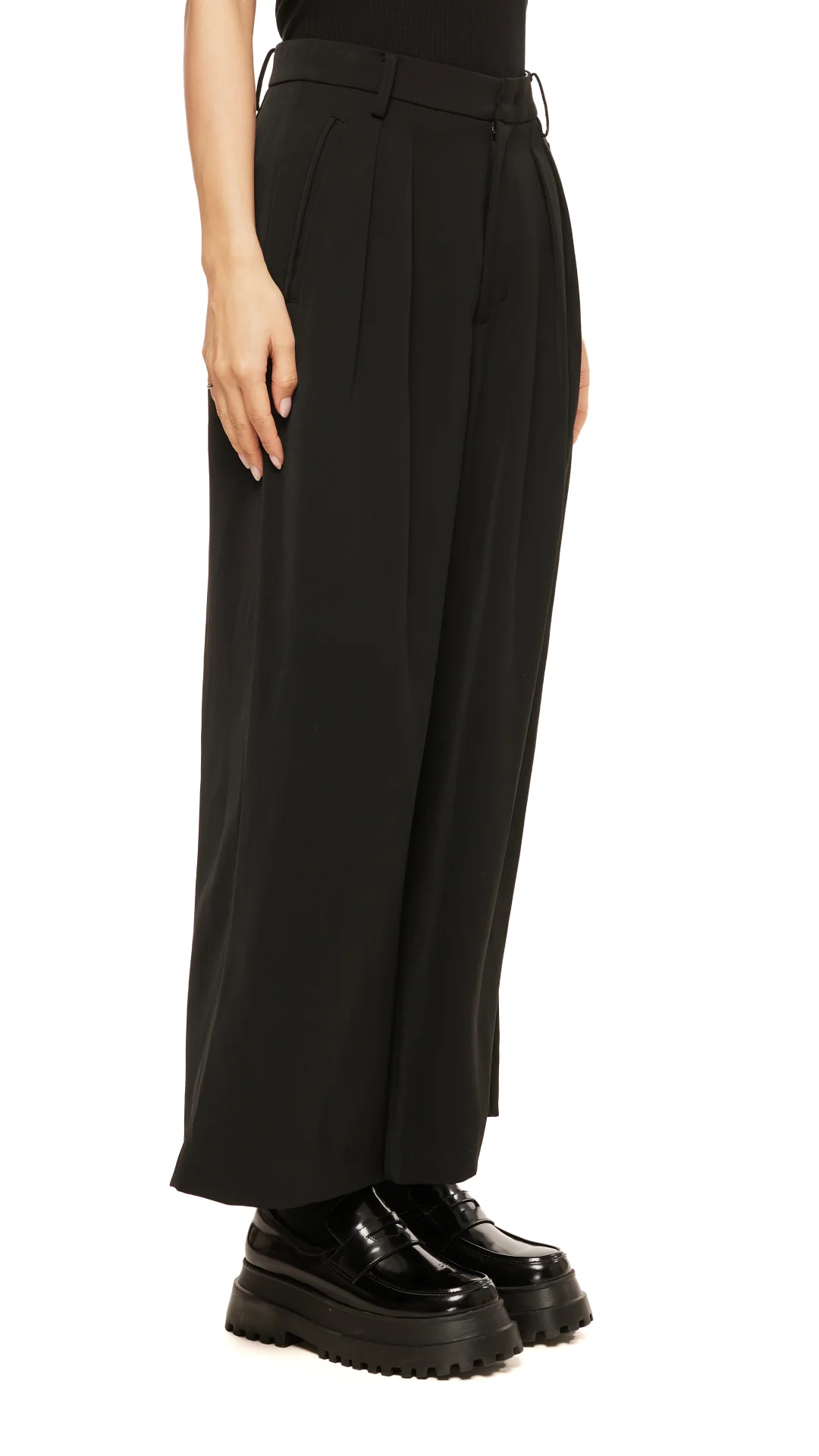 Trimmed Pocket Wide-Leg Pants - Umamrii
