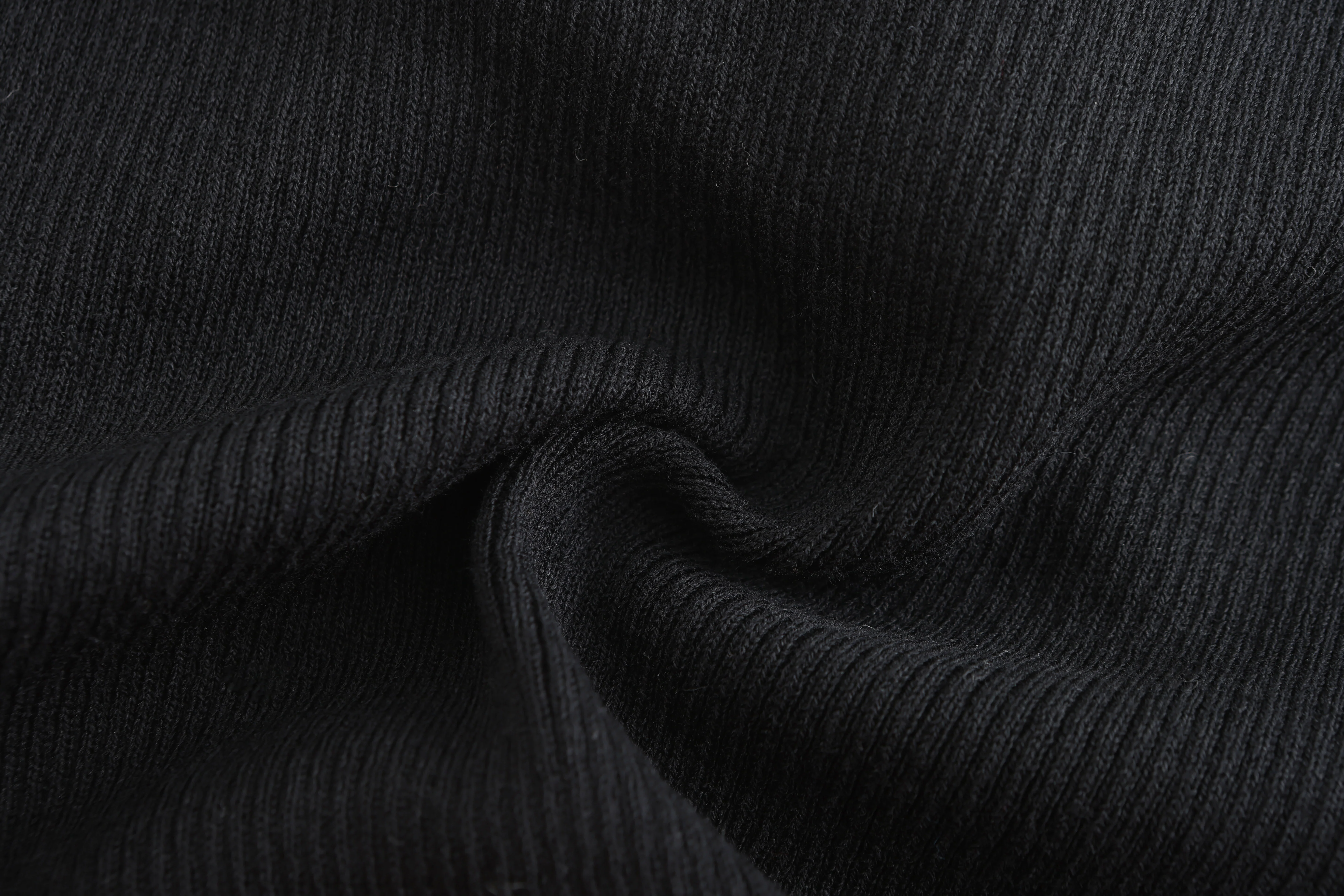 Twisted Sleeves - Umamrii