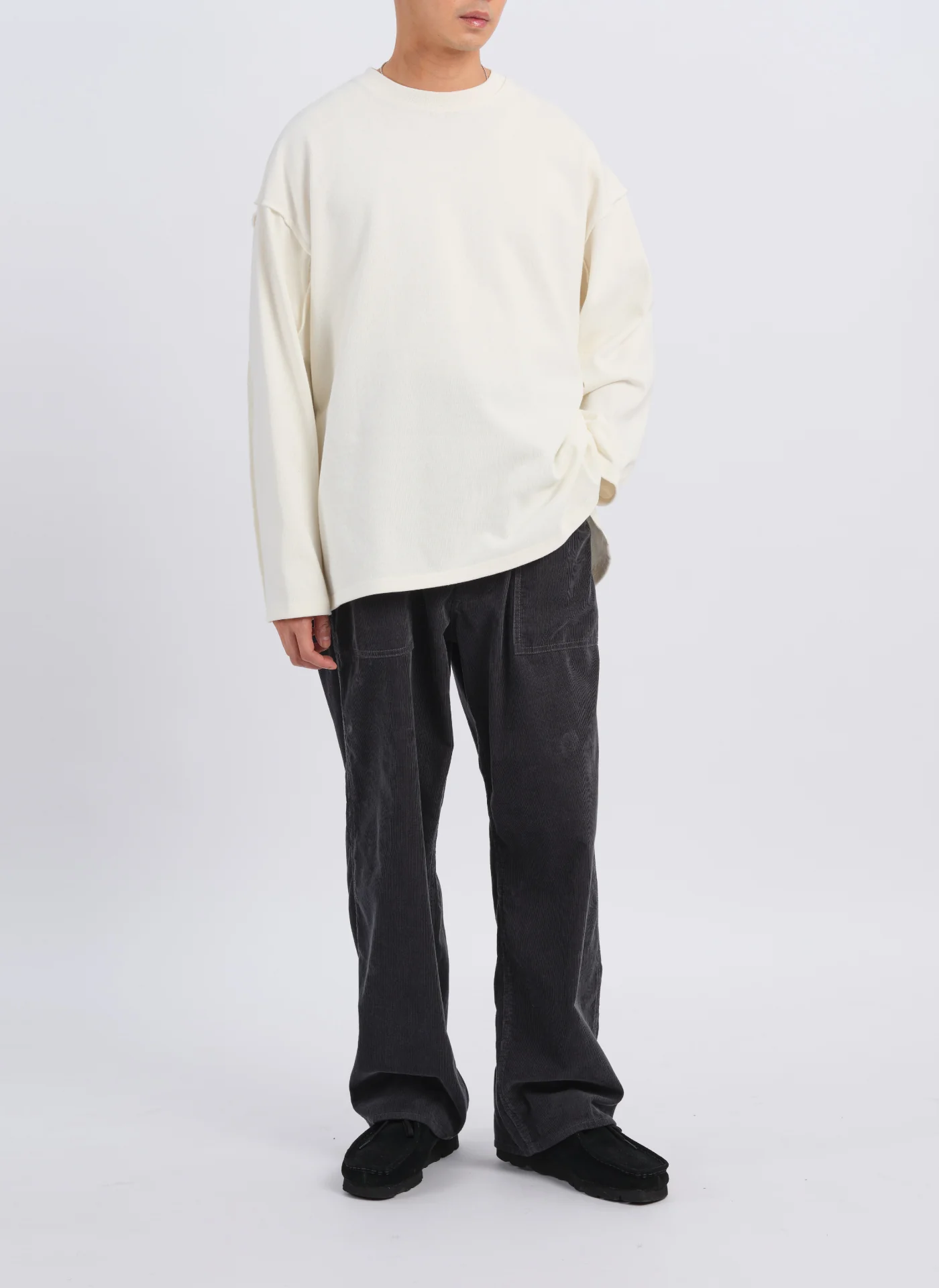 14W Corduroy Wide Tapered Baker Pants - Umamrii