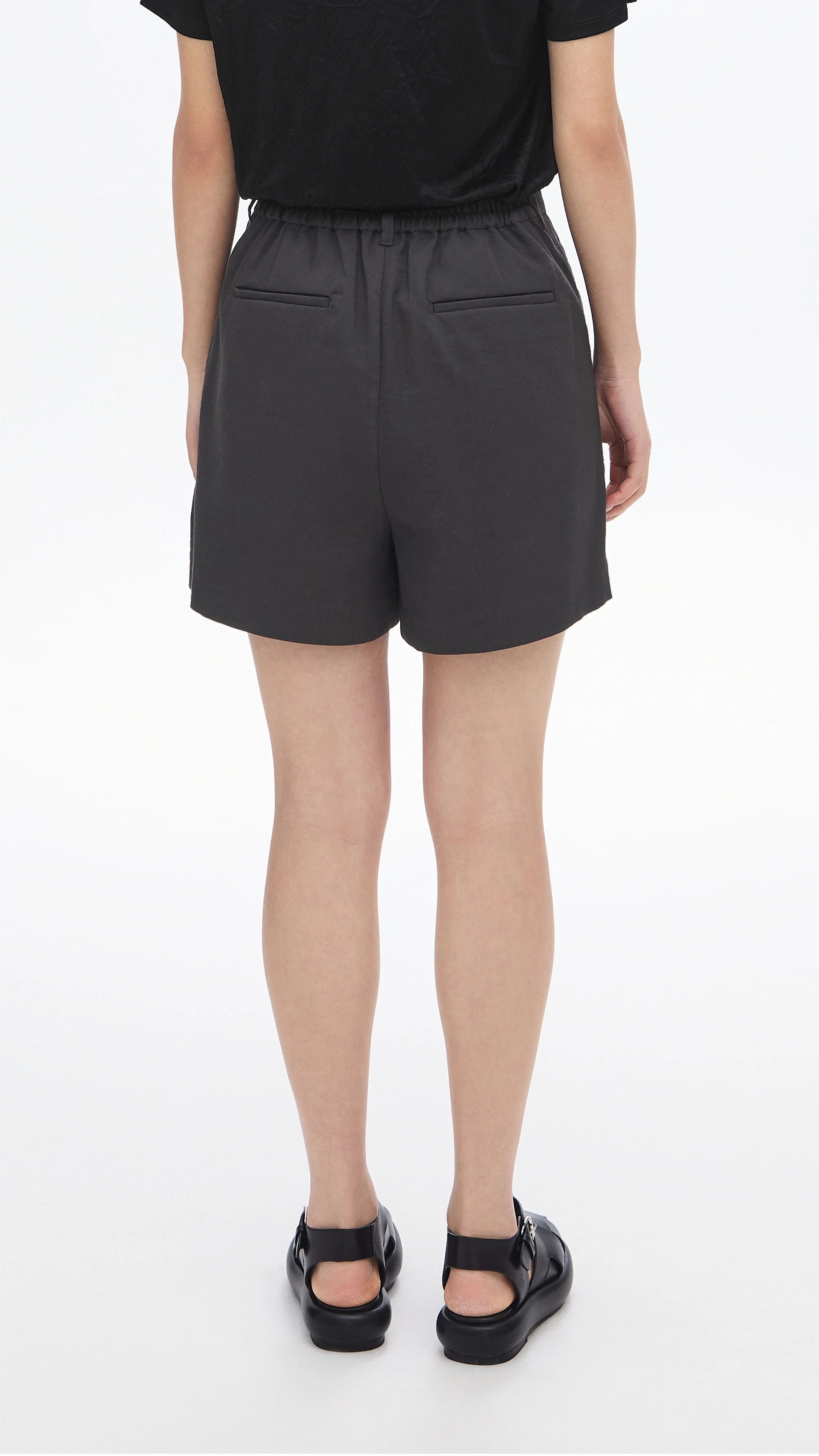 Pleated Shorts - Umamrii