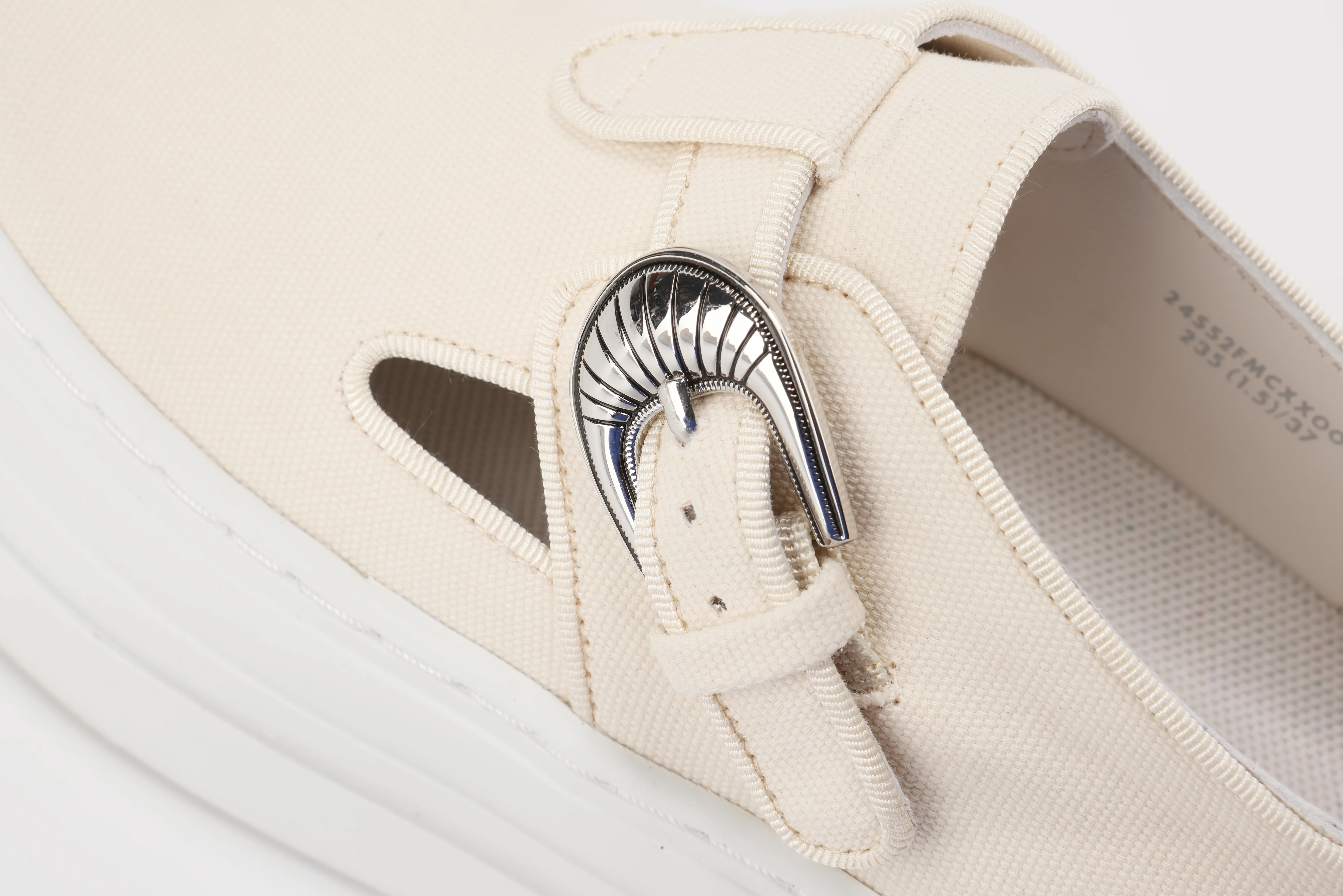 Sporty Mary Jane Hybrid Sneakers - Umamrii