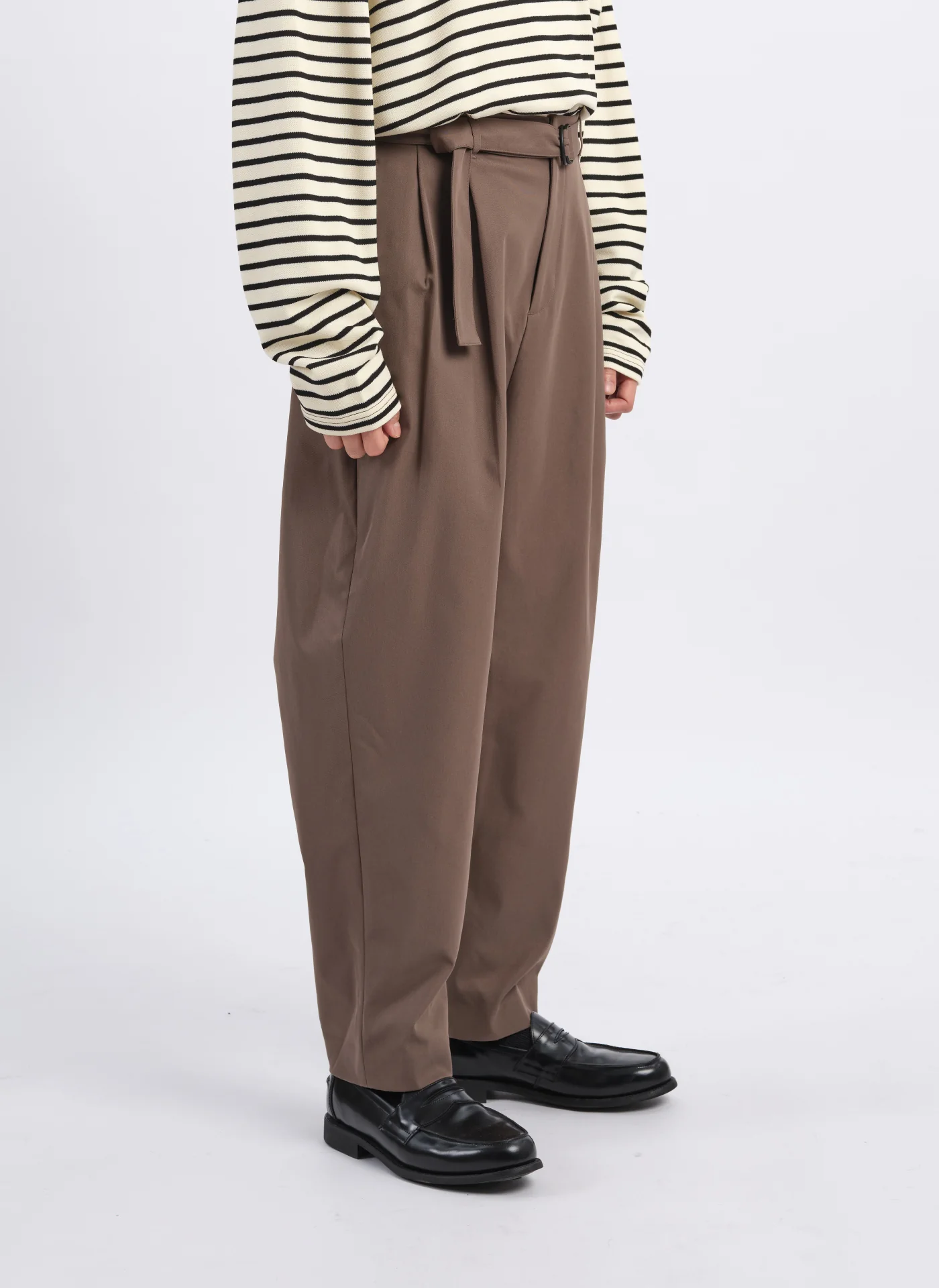 Solotex (Explorer) Wide Tapered Pants [P-12] - Umamrii
