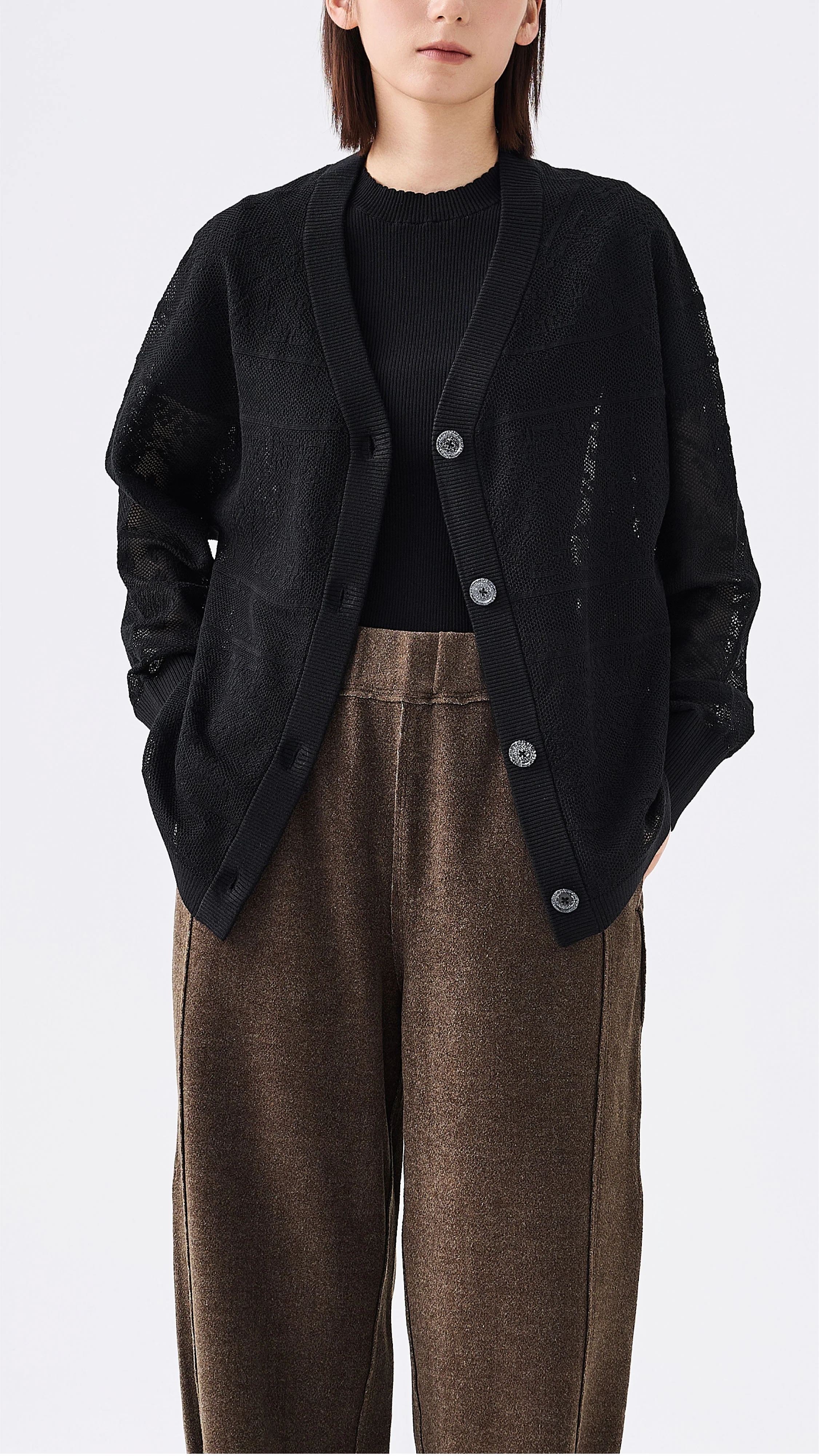 V-neck Cardigan - Umamrii