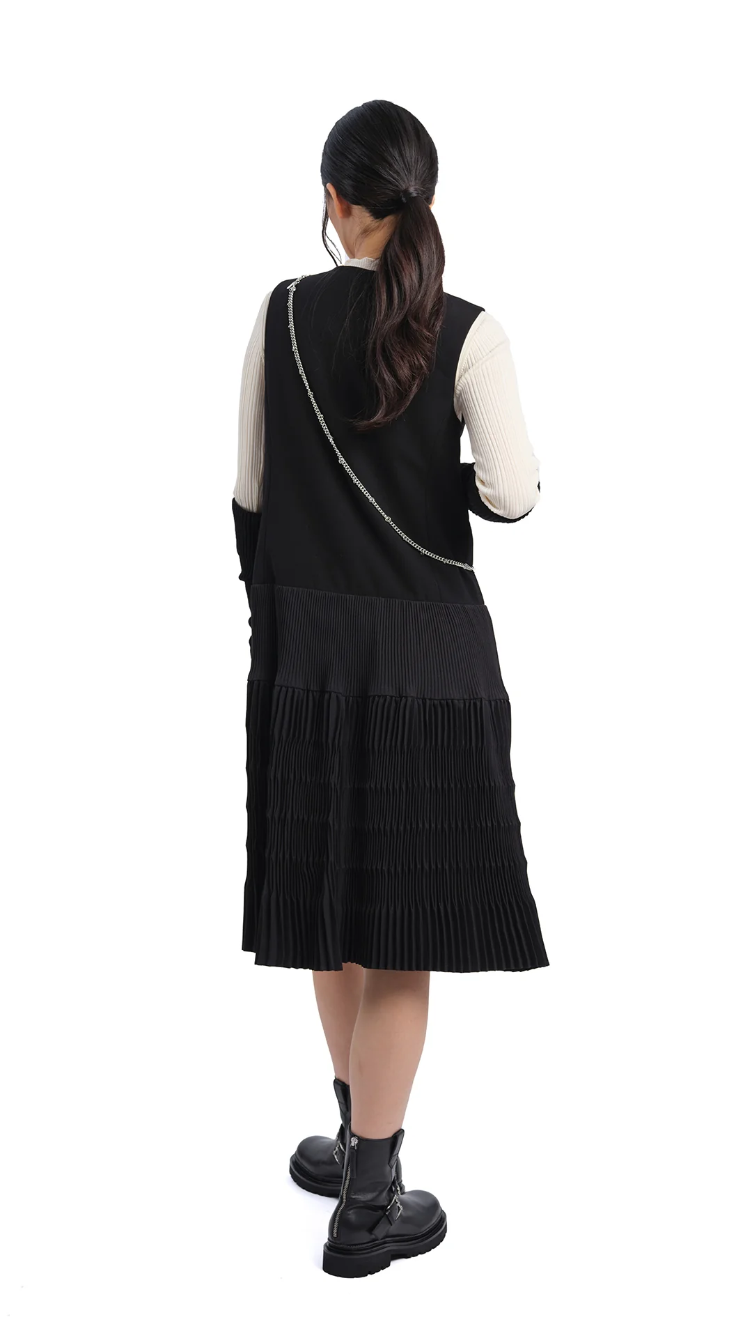 Olive Pleated Dress - Umamrii