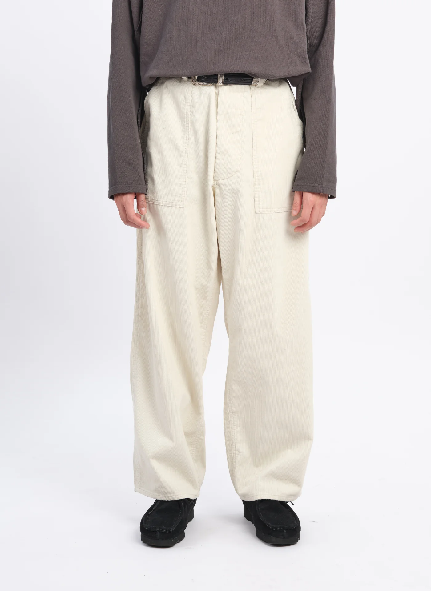 14W Corduroy Wide Tapered Baker Pants - Umamrii