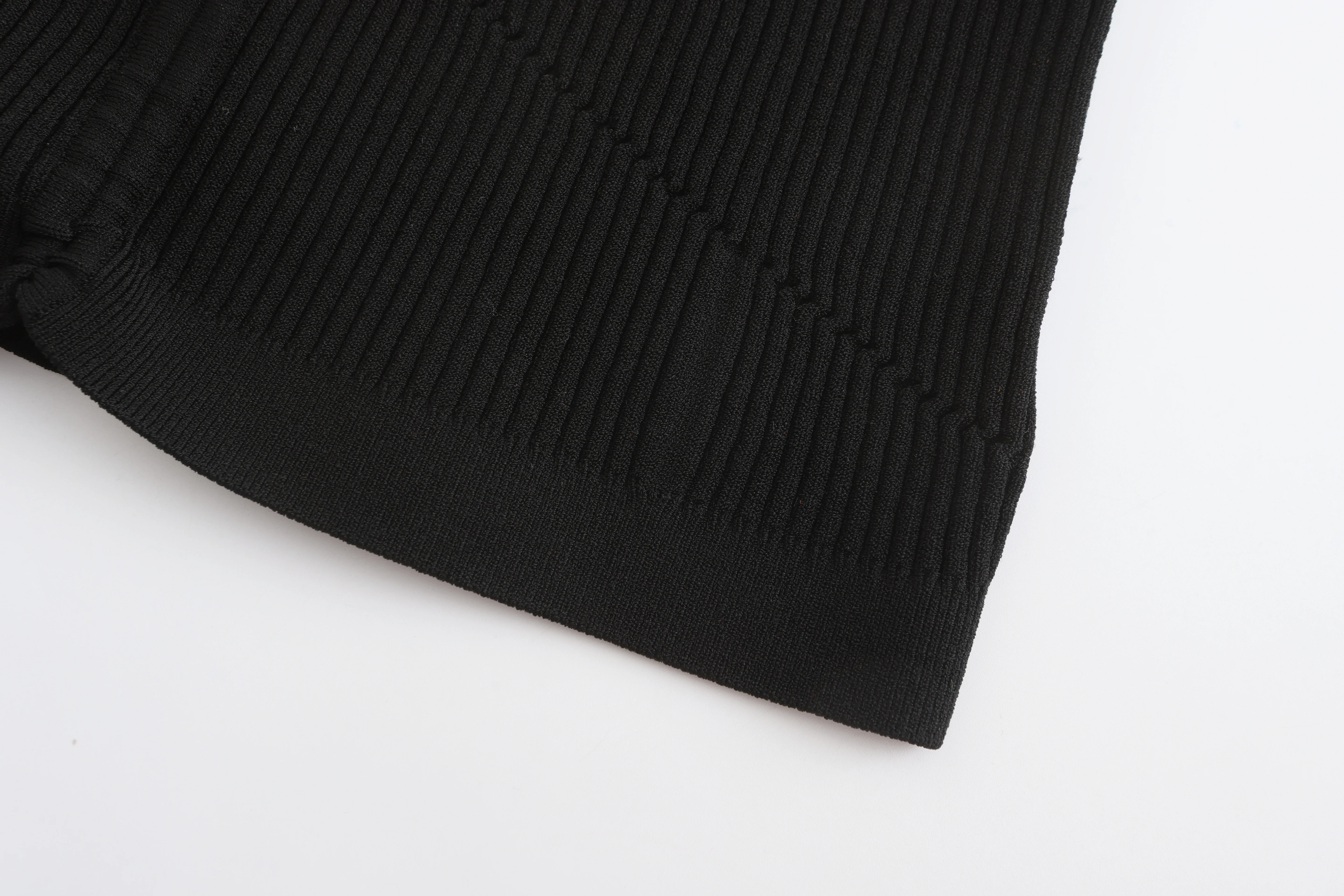 Lace-Up Knit Vest - Umamrii