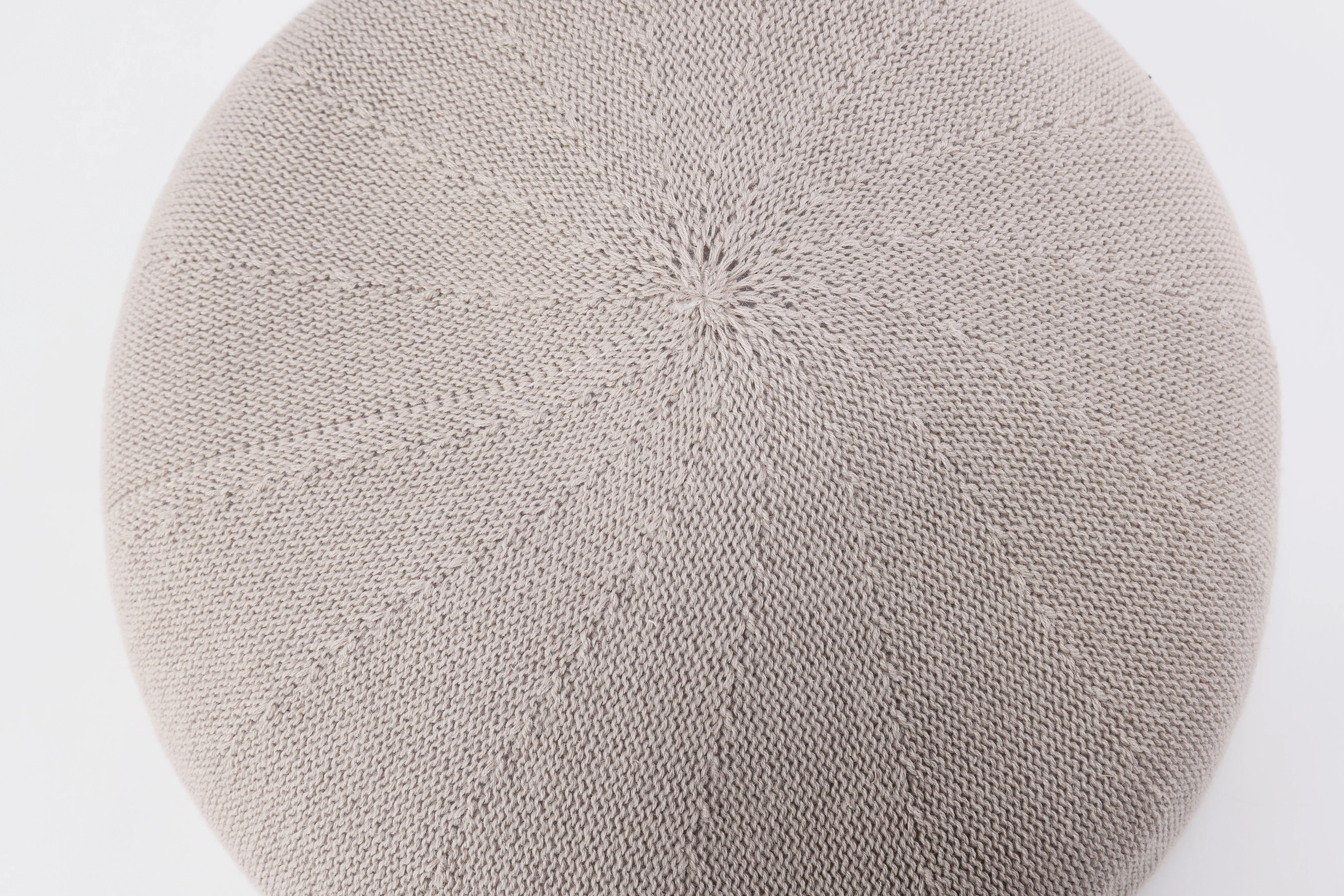 Lacing The Dart Beret - Umamrii