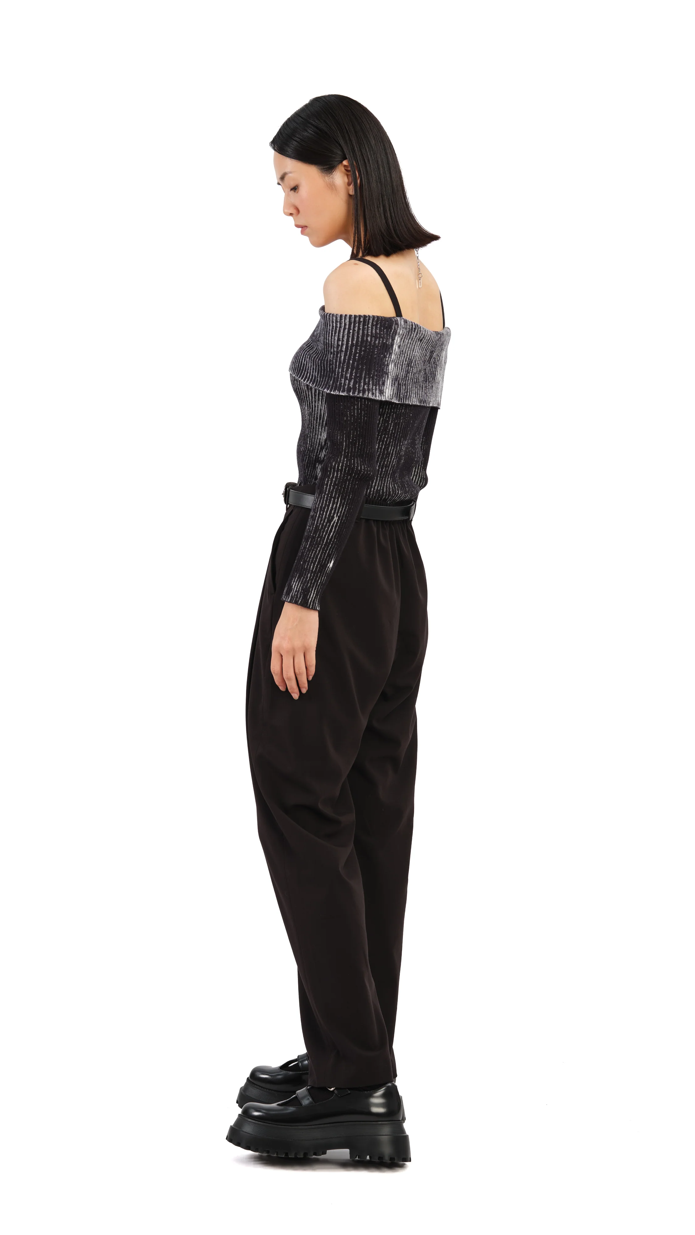 Two-Tone Off Shoulder Sweater - Umamrii