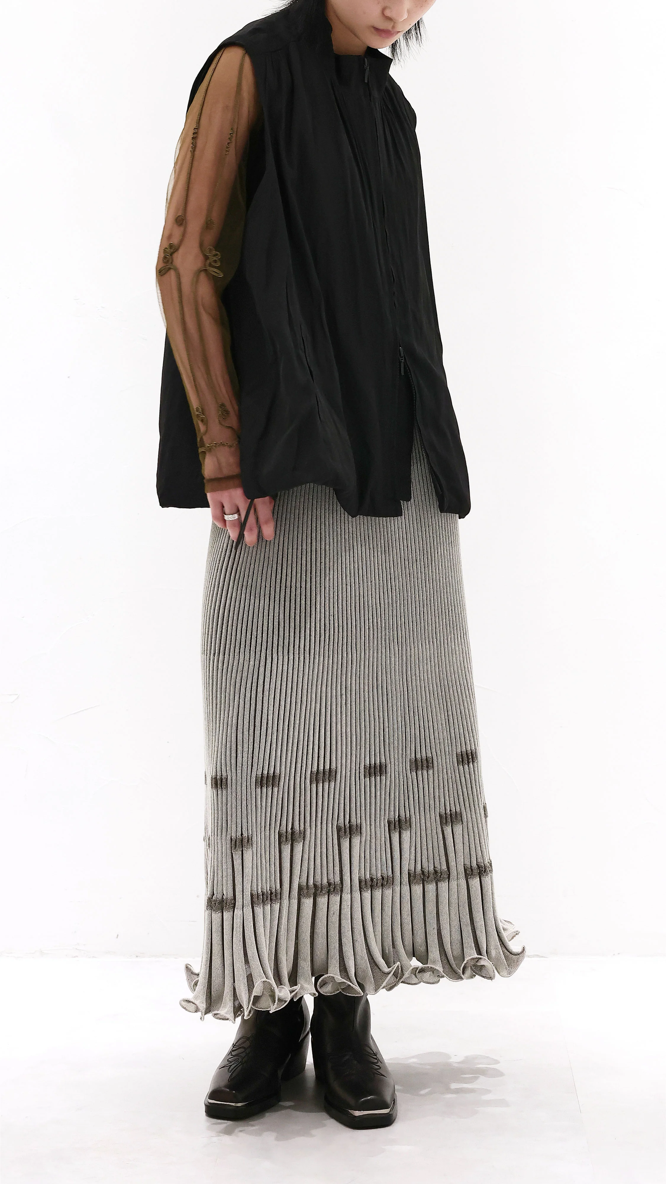 Zip-up Vest - Umamrii