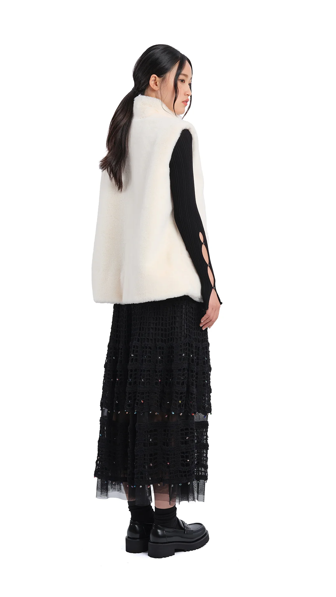 Faux Fur Vest - Umamrii