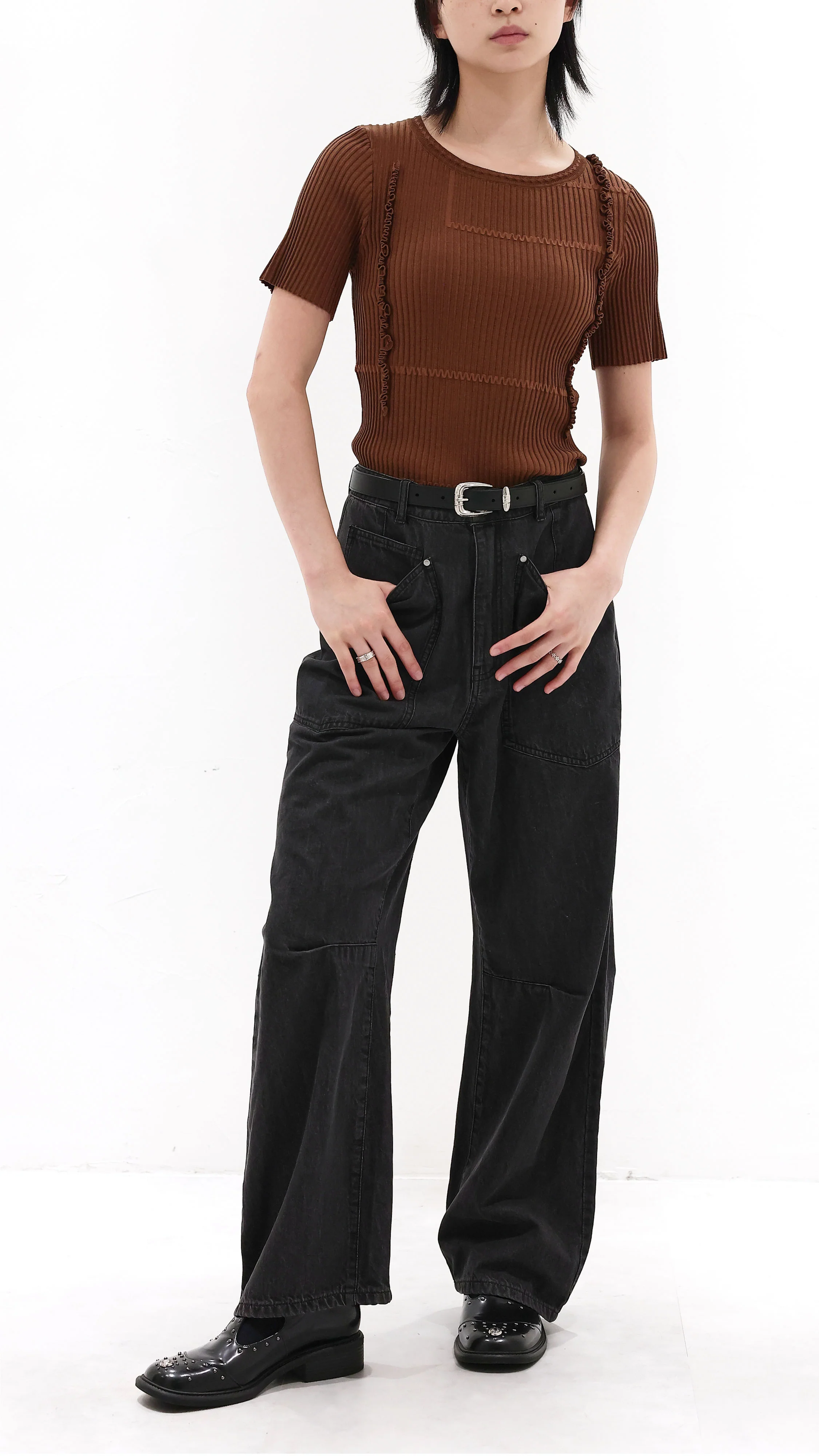 Basic Short Sleeves Sweater - Umamrii