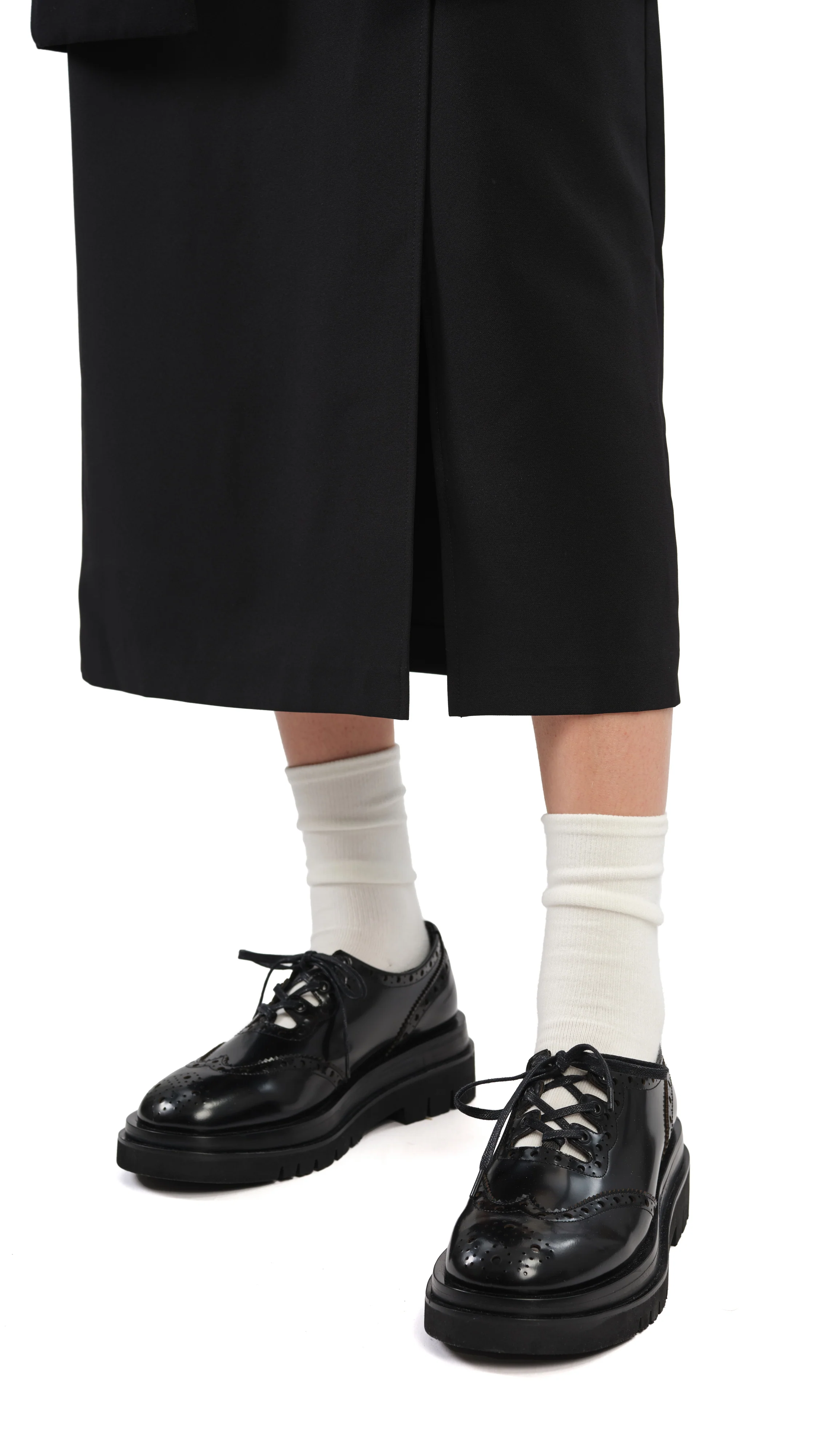 Leather Embellished Oxford Shoes - Umamrii