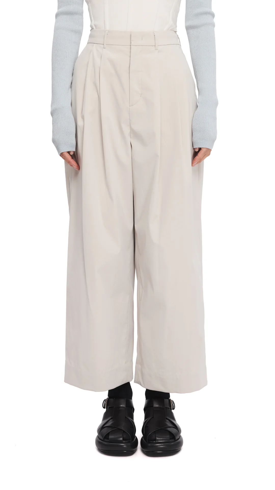 Wide-Leg Capri Pants - Umamrii