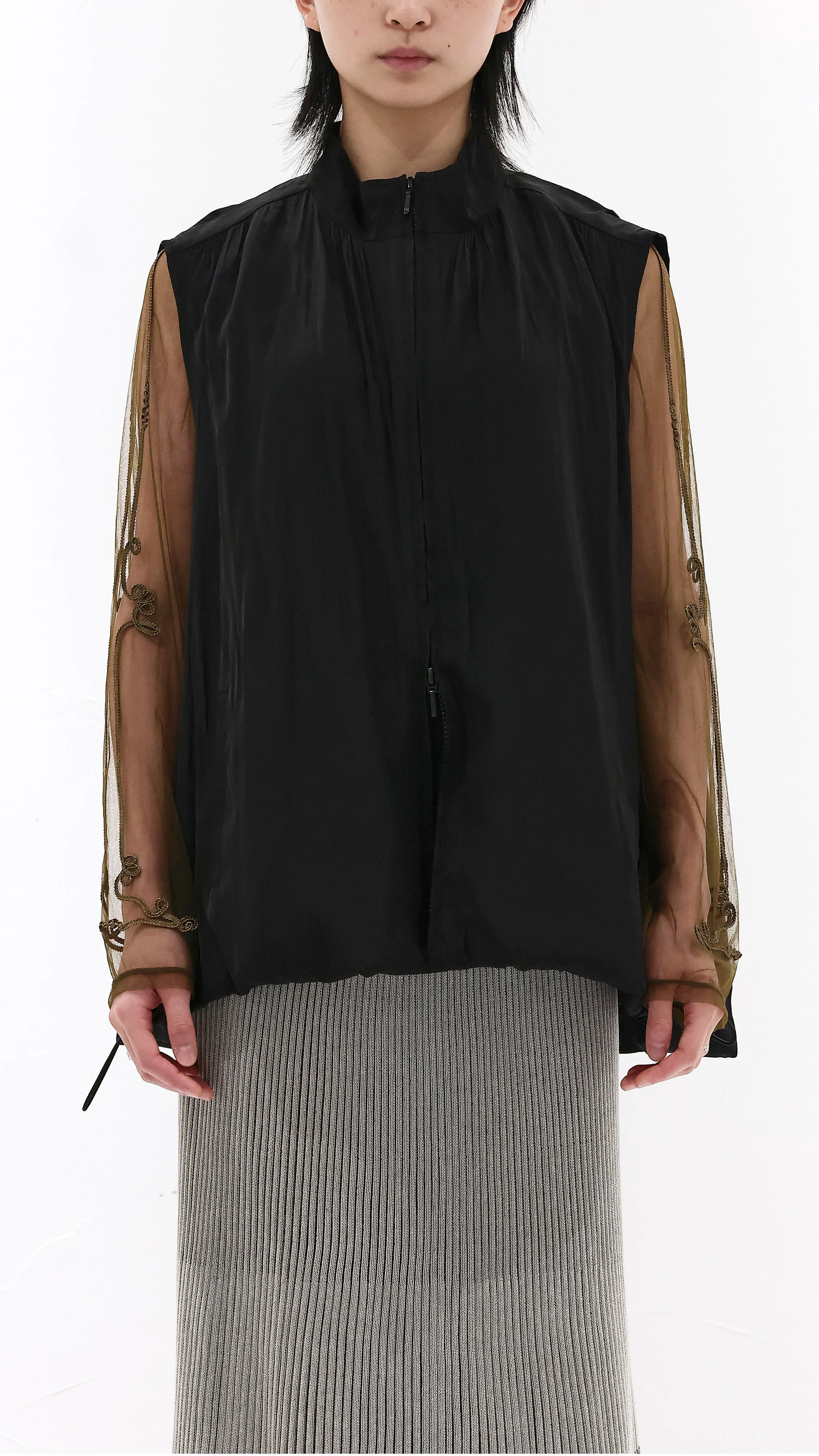 Zip-up Vest - Umamrii