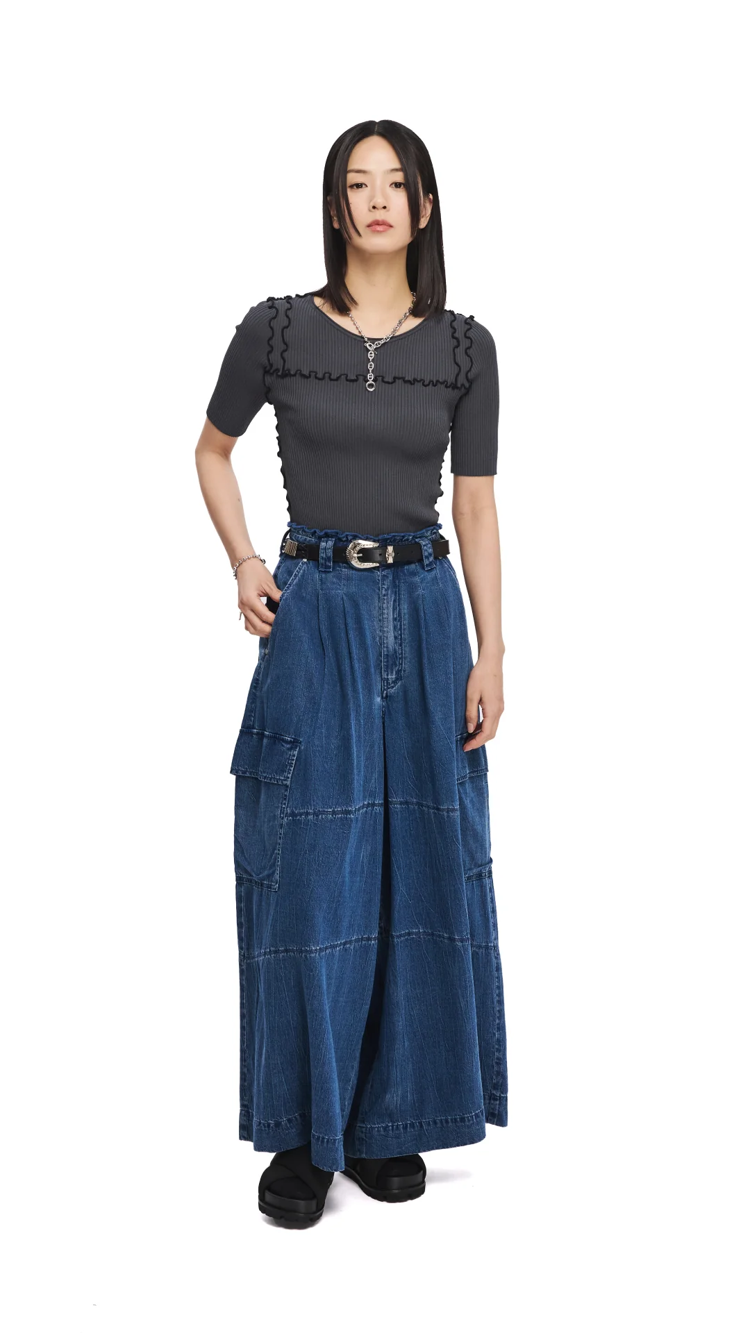 Contrast Stitch Sweater - Umamrii