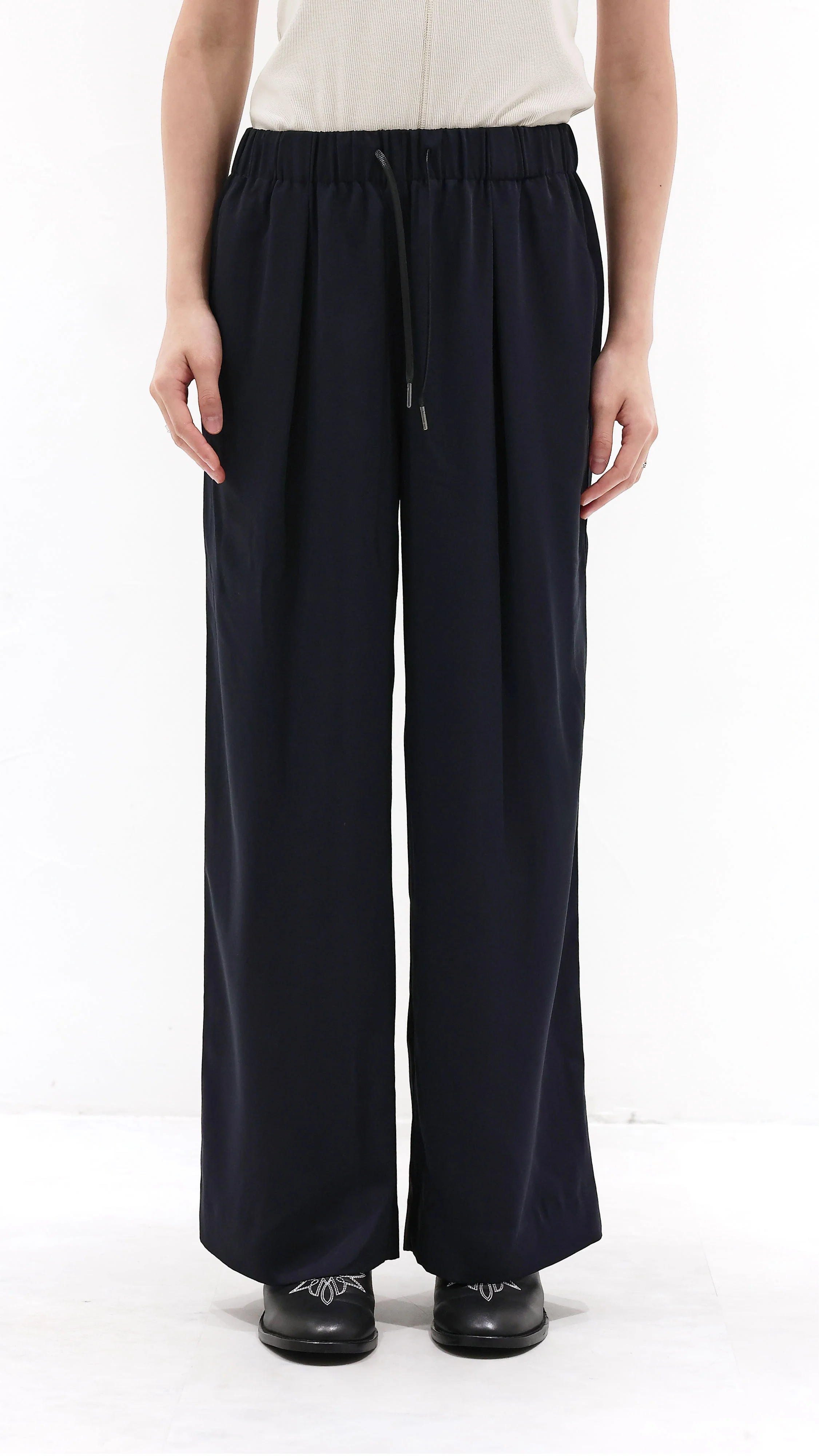 Wide-Leg Drawstring Pants - Umamrii