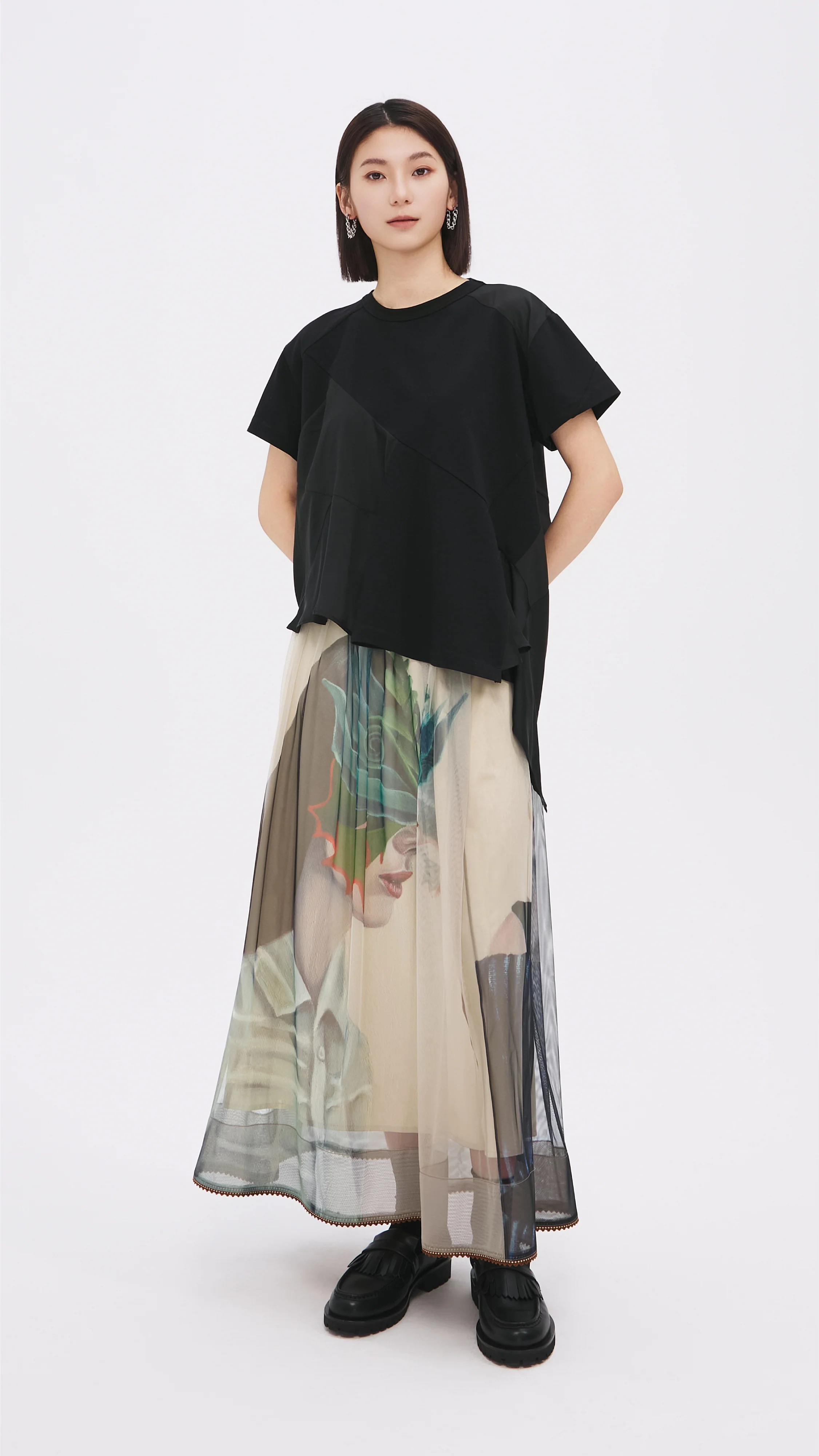 Cord Embroidery Patch Tee - Umamrii