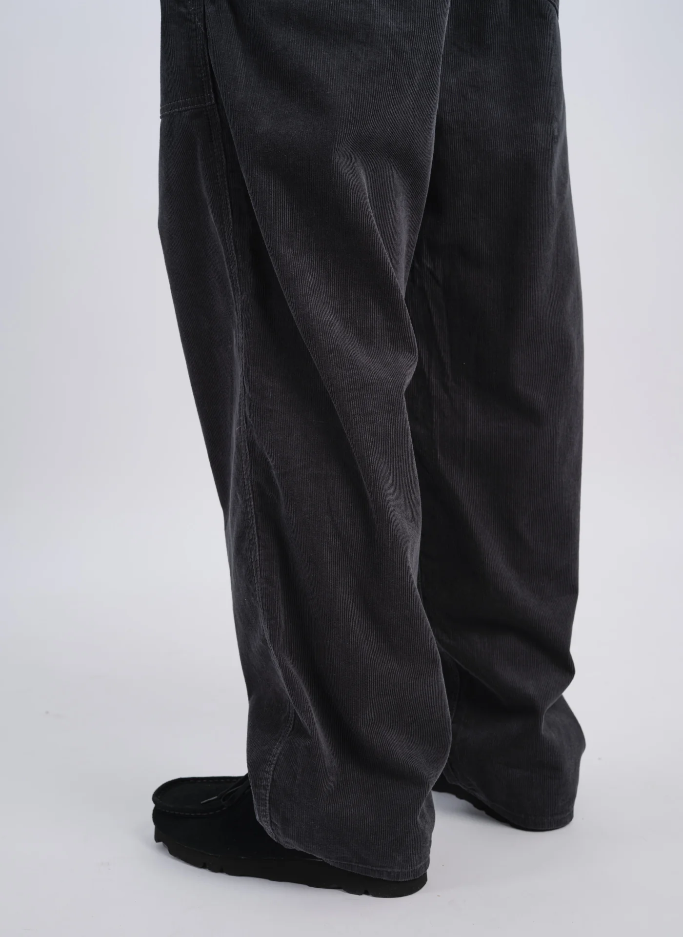14W Corduroy Wide Tapered Baker Pants - Umamrii