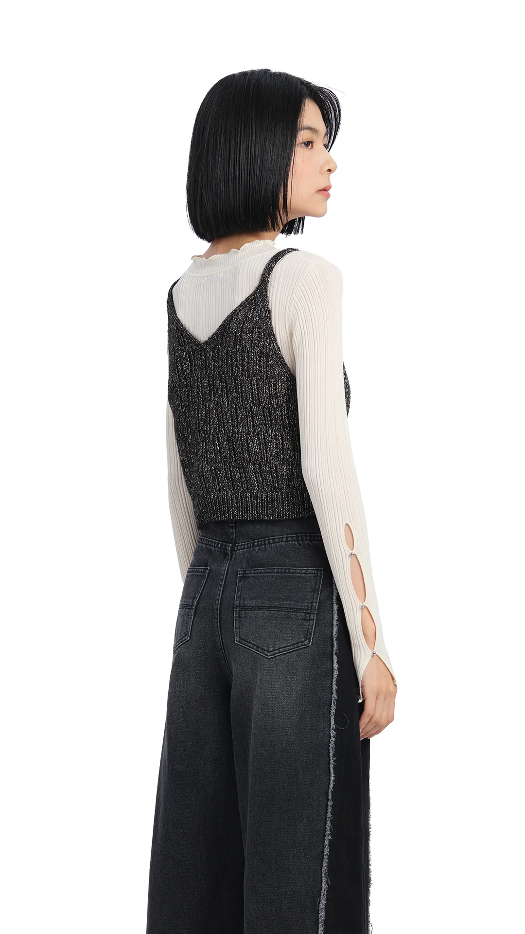 Textural Knit Vest - Umamrii