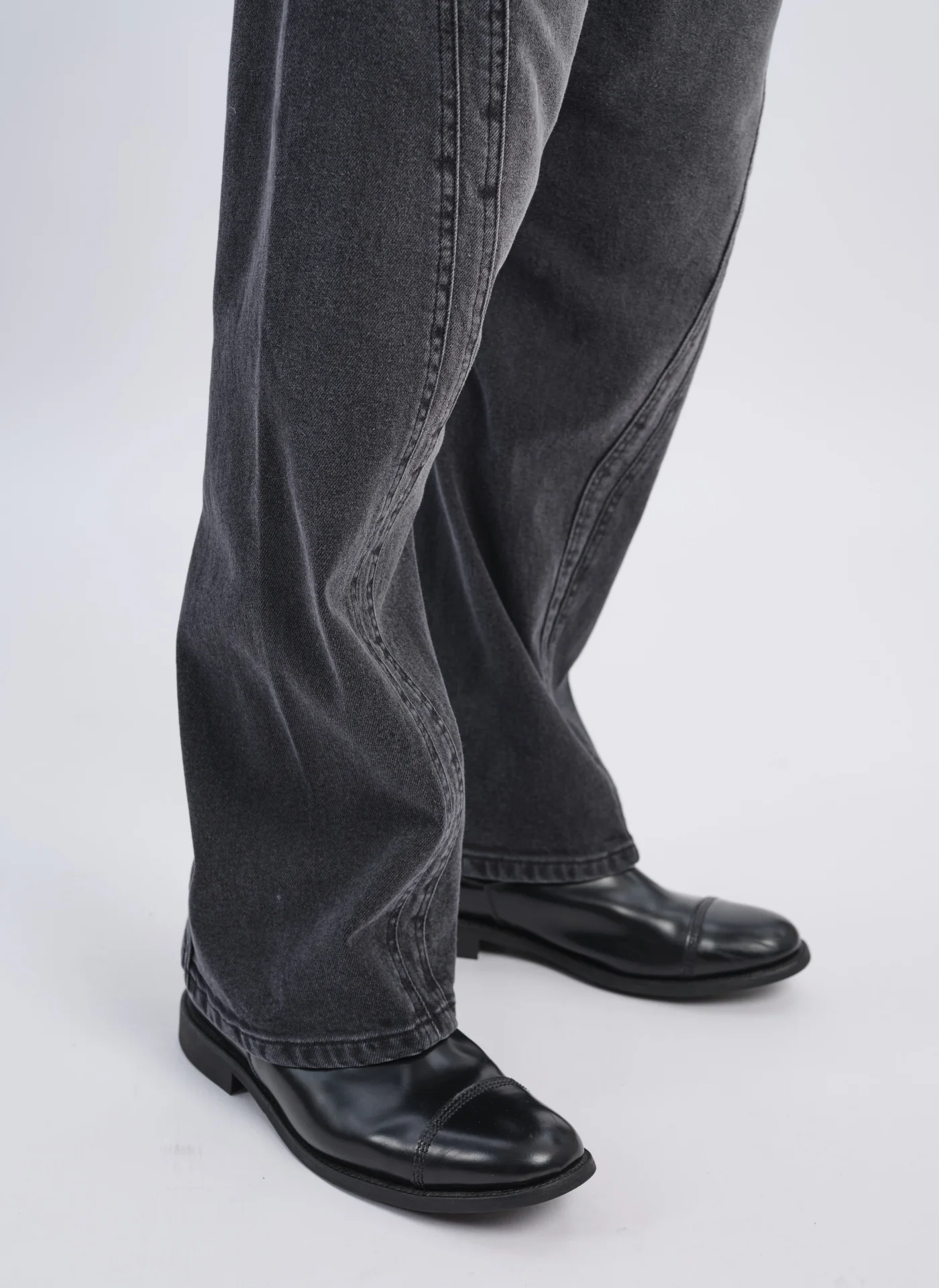 Rinse Wash Cotton Lycra Z-Twill Curved Slim Jeans - Umamrii