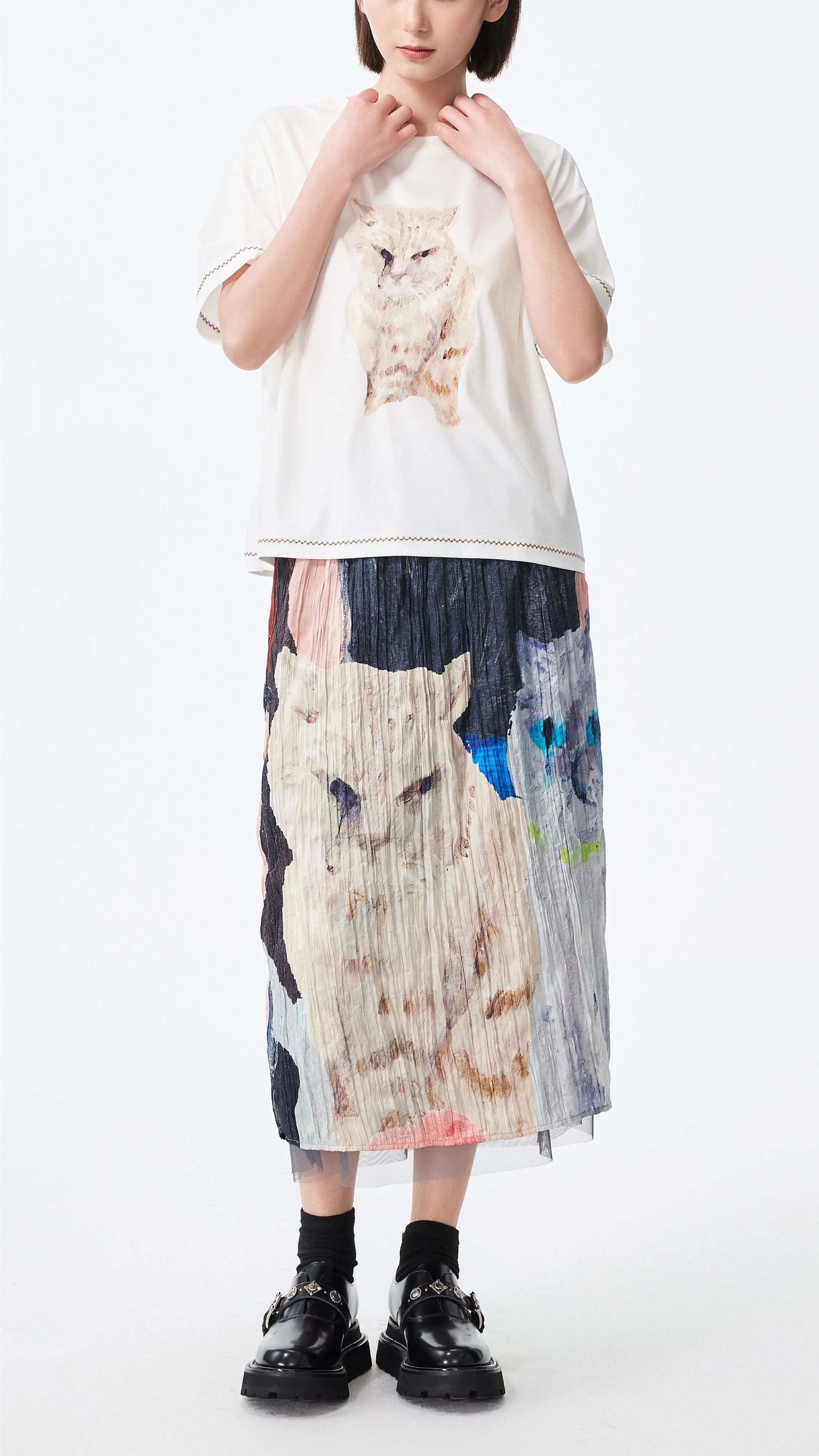 Mythical Animal Graphic Tee - Umamrii