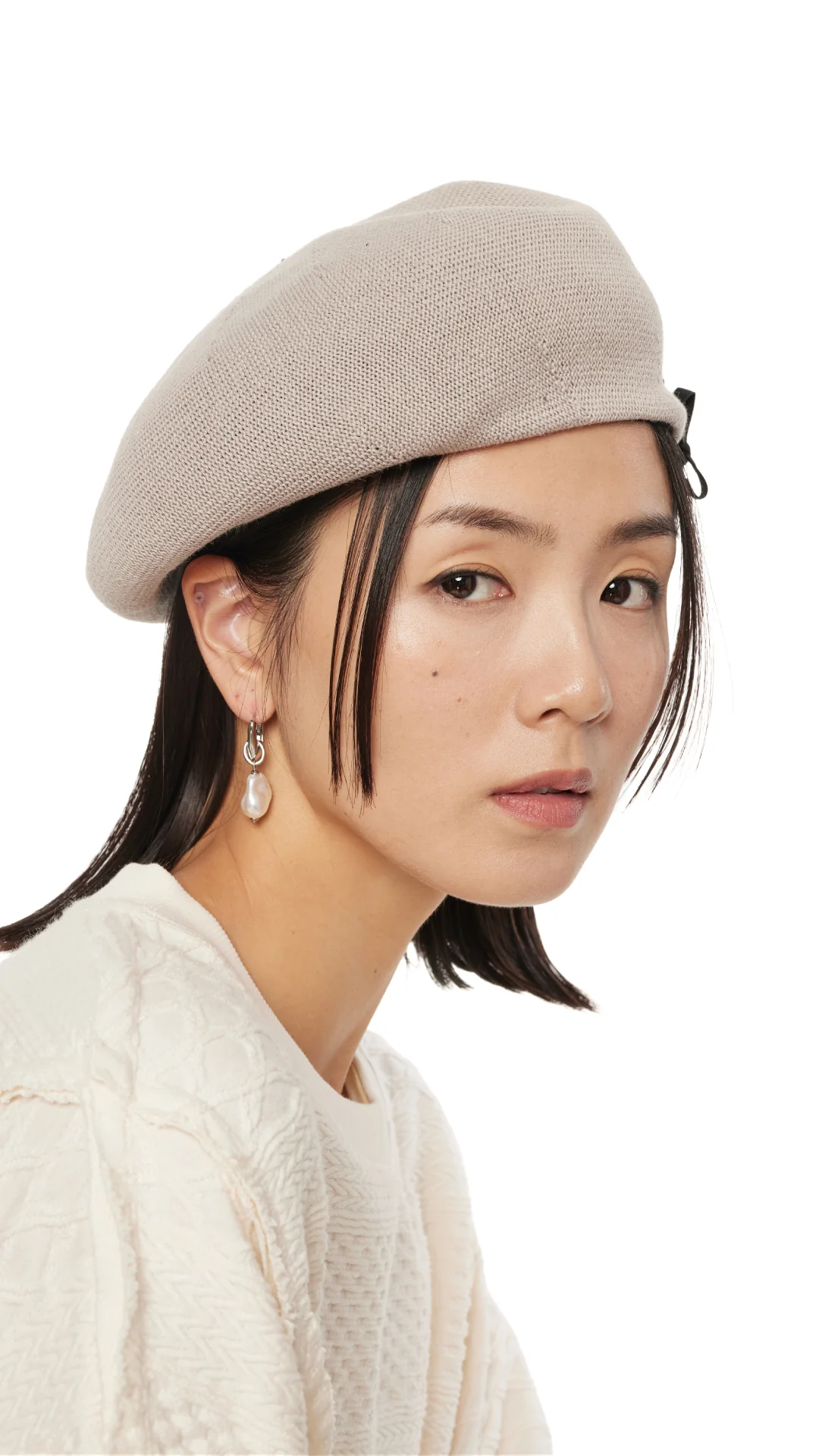 Lacing The Dart Beret - Umamrii