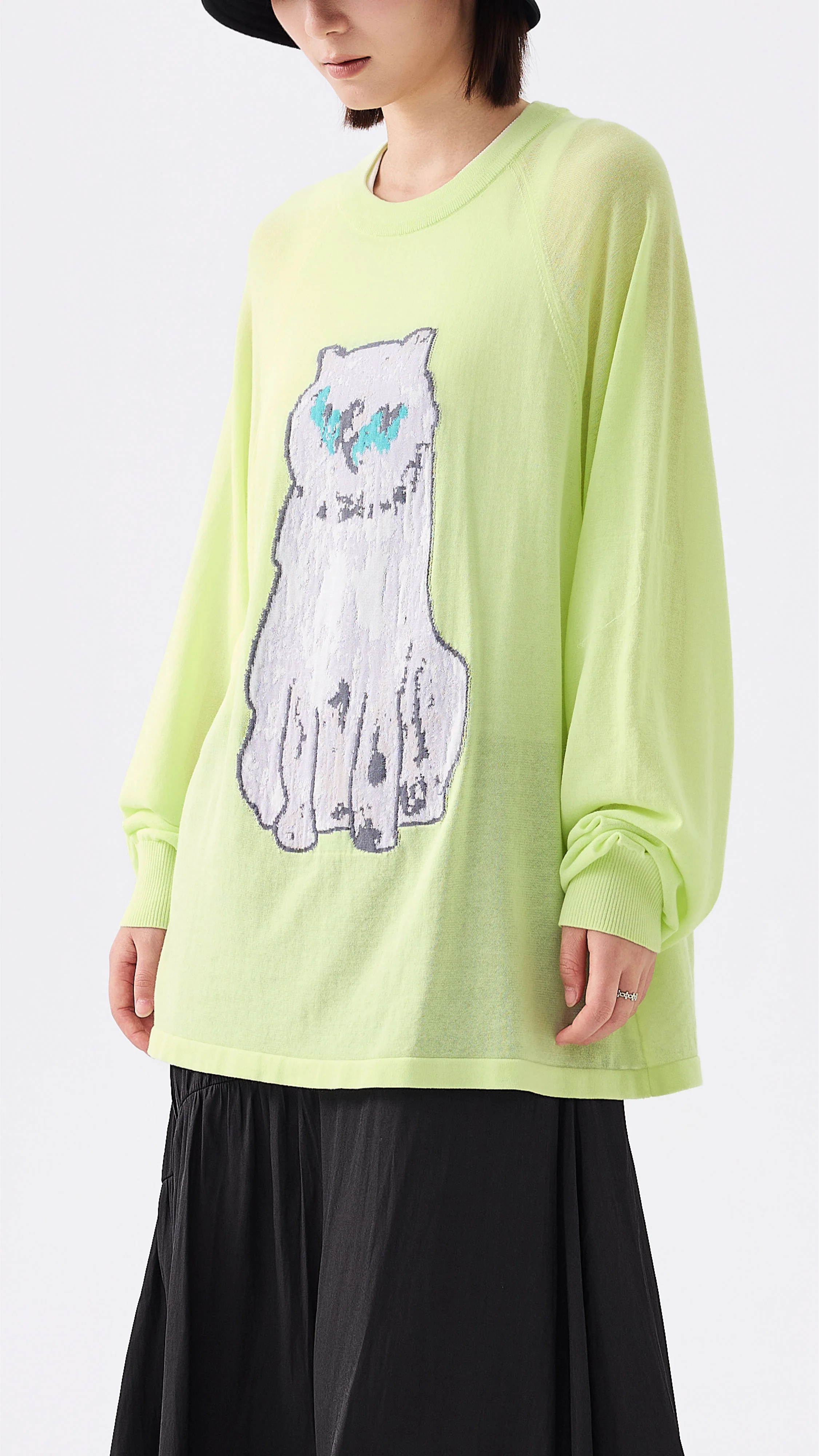 Mythical Animal Graphic Sweater - Umamrii