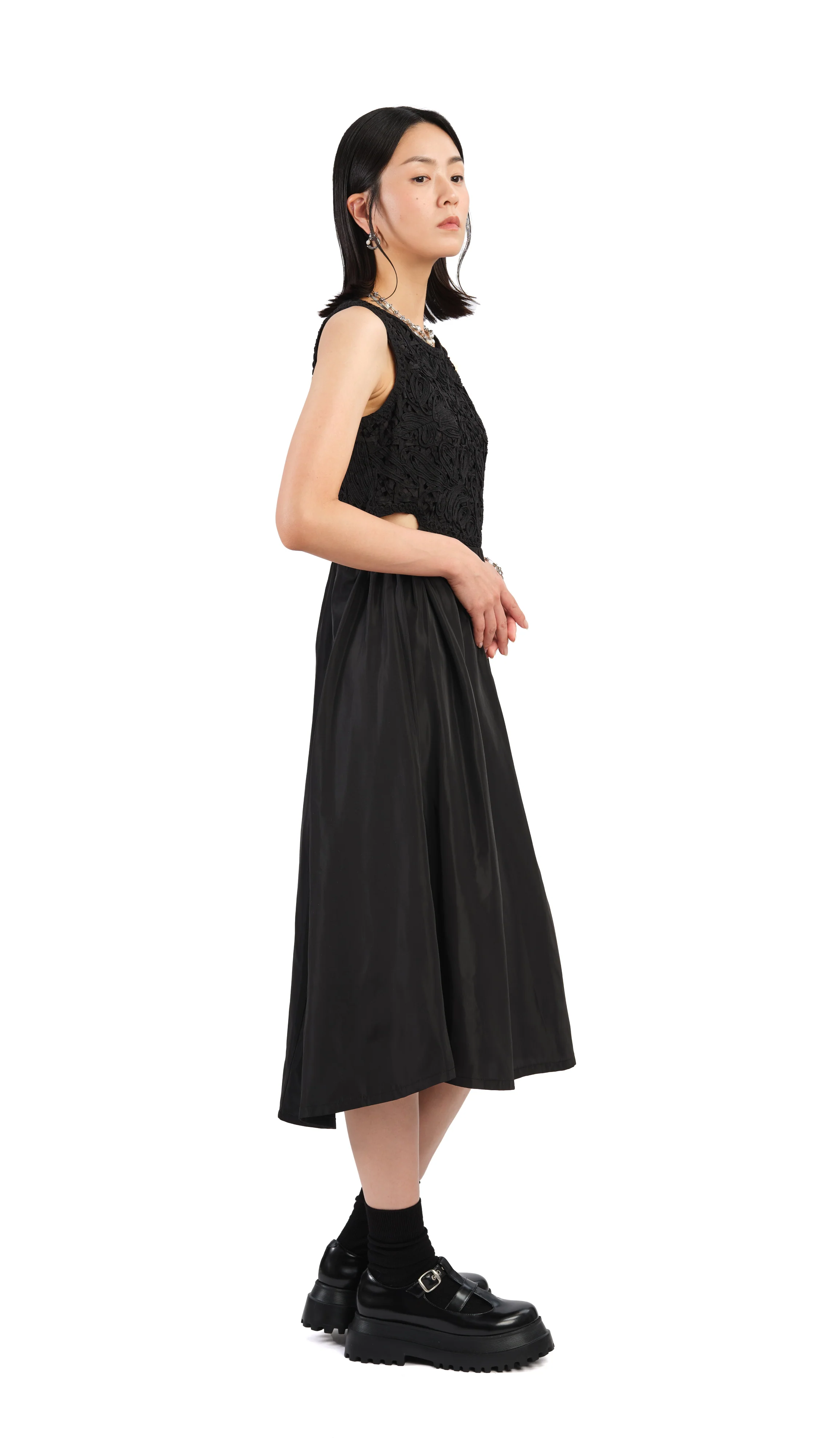 Cord Embroidery Dress - Umamrii