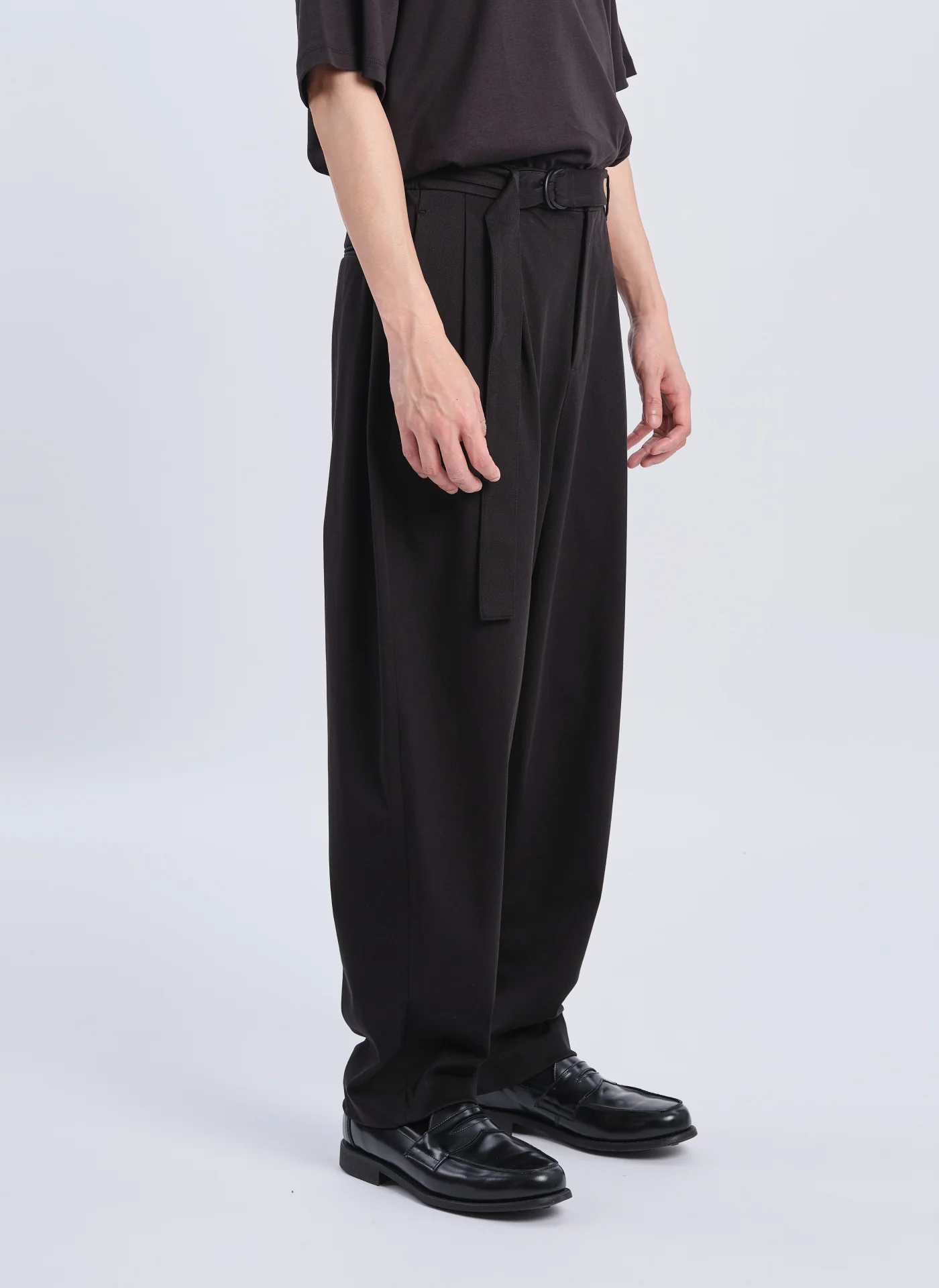 Wonder Shape (Move) Wide Tapered Pants (P-12) - Umamrii
