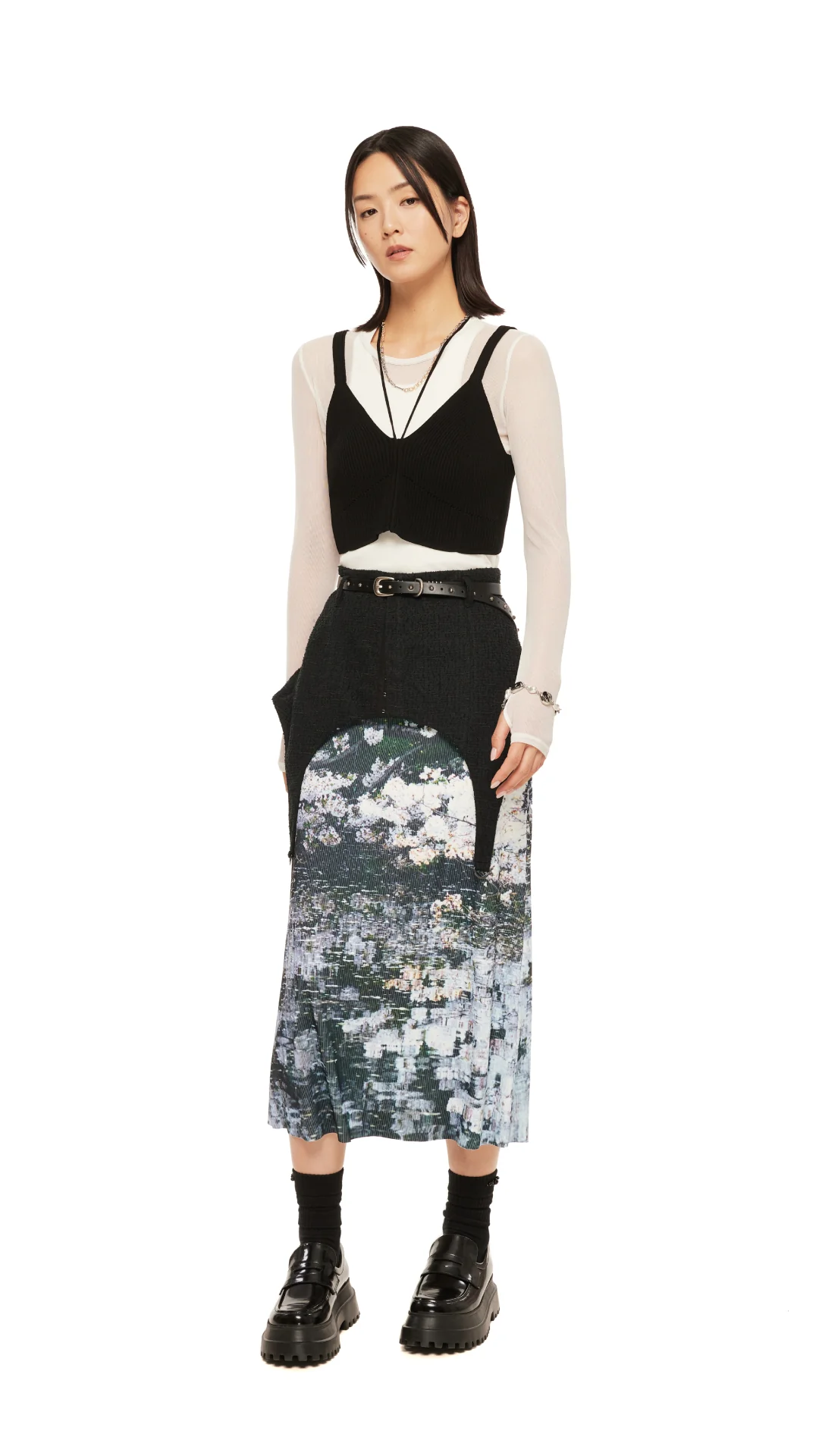 Lace-Up Knit Vest - Umamrii