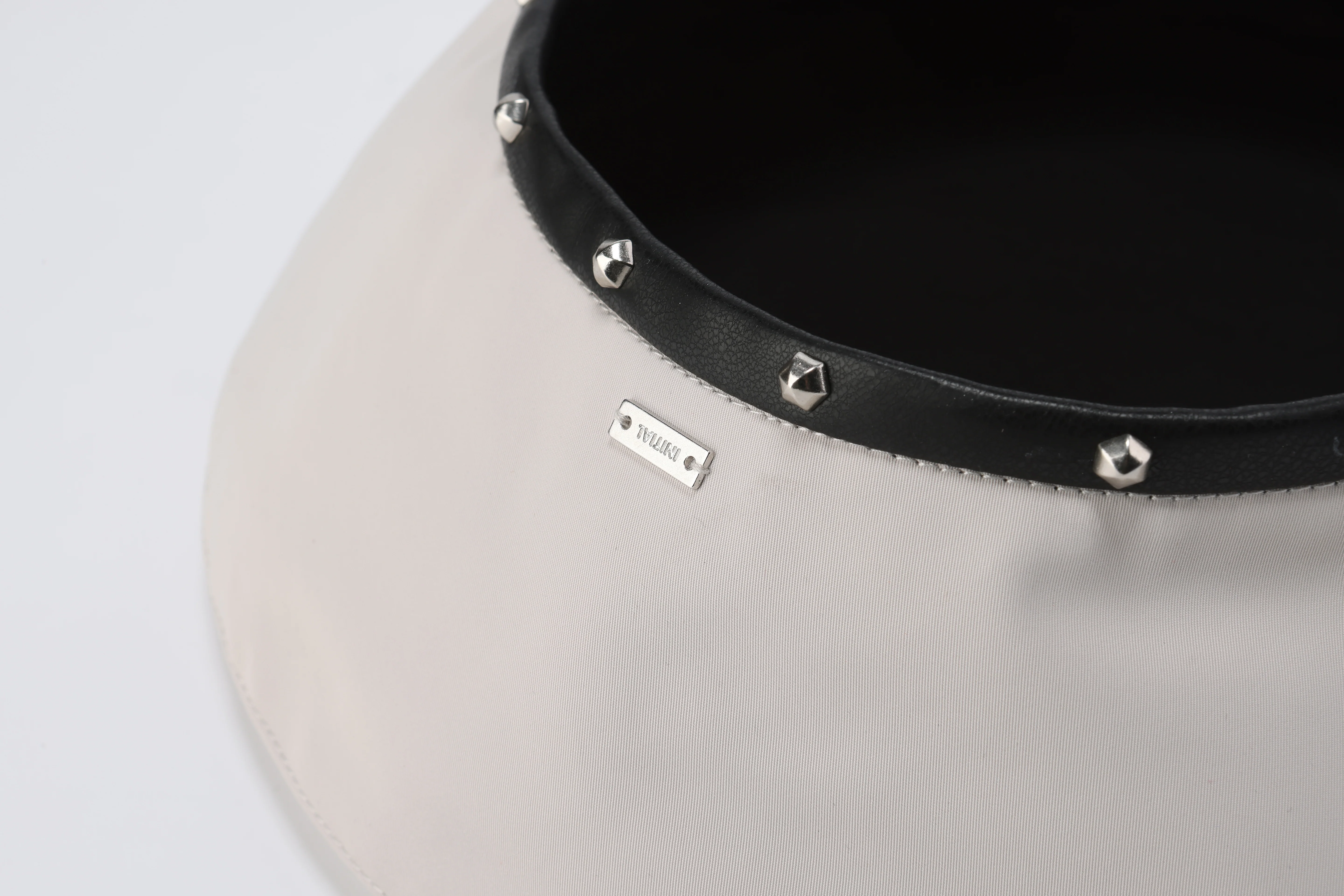 Pumpkin Studded Fullmoon Beret - Umamrii