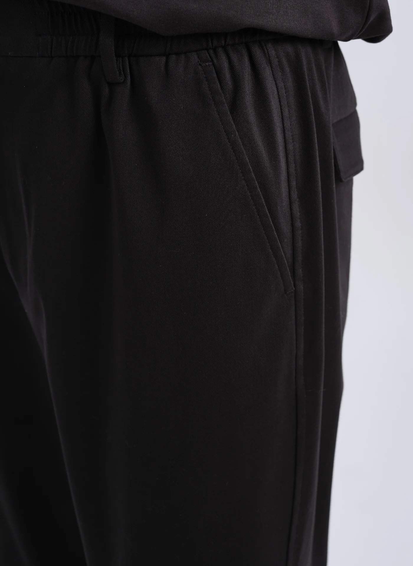 Wonder Shape (Move) Ankle Length Regular Tapered Pants (P-14) - Umamrii