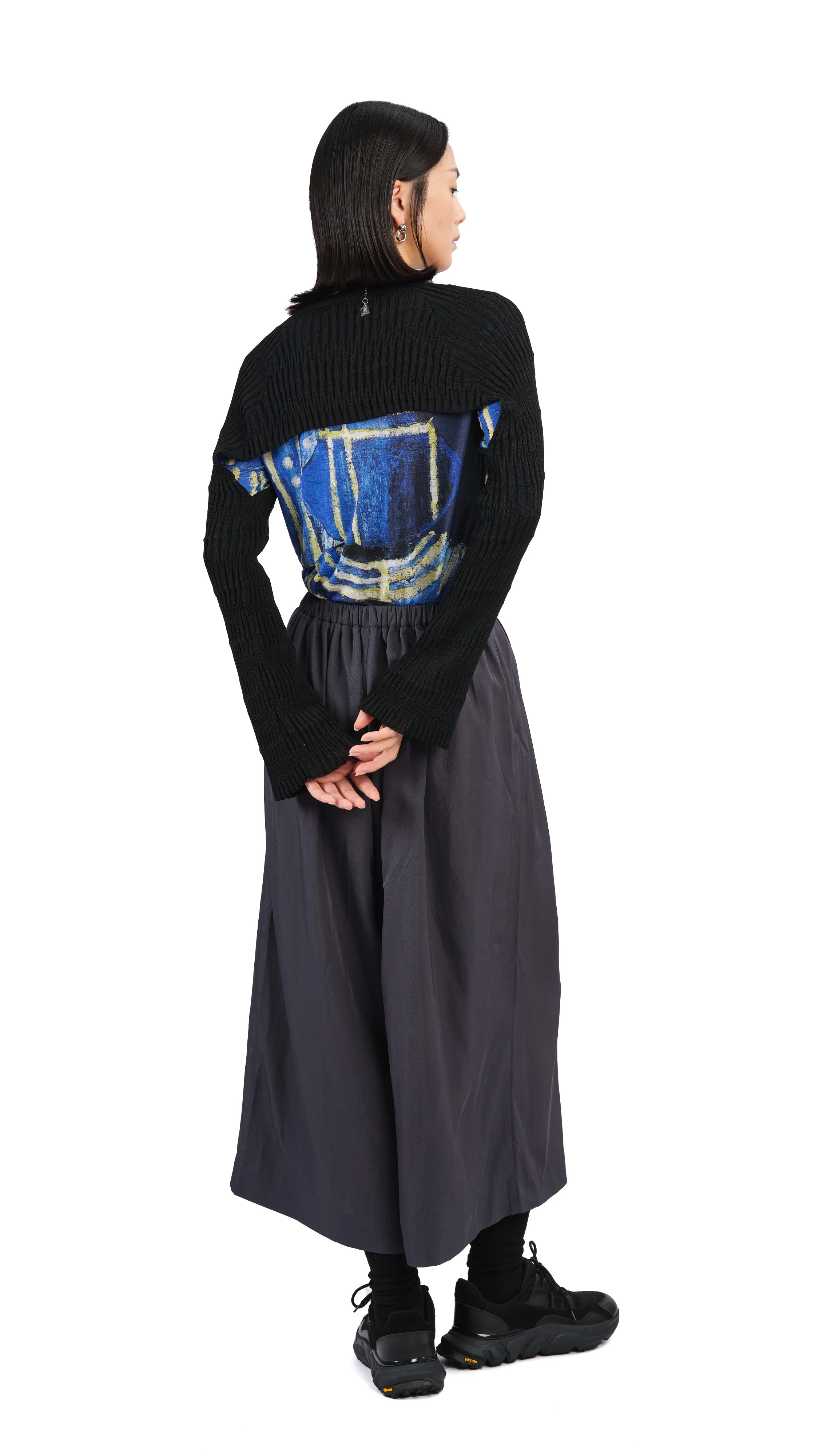 Cropped Sweater - Umamrii