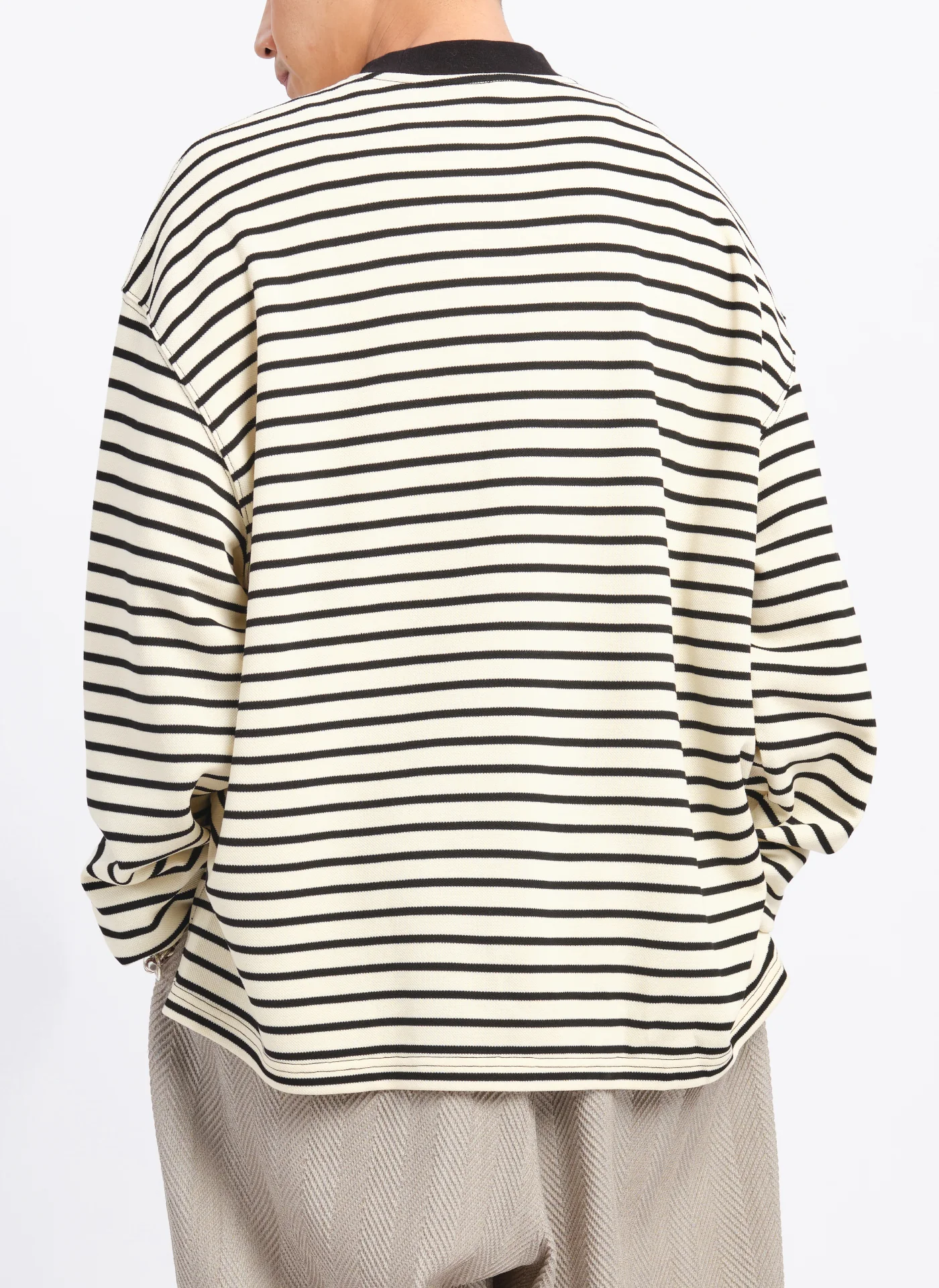 Jacquard Long Sleeves Border Top (T-06) - Umamrii