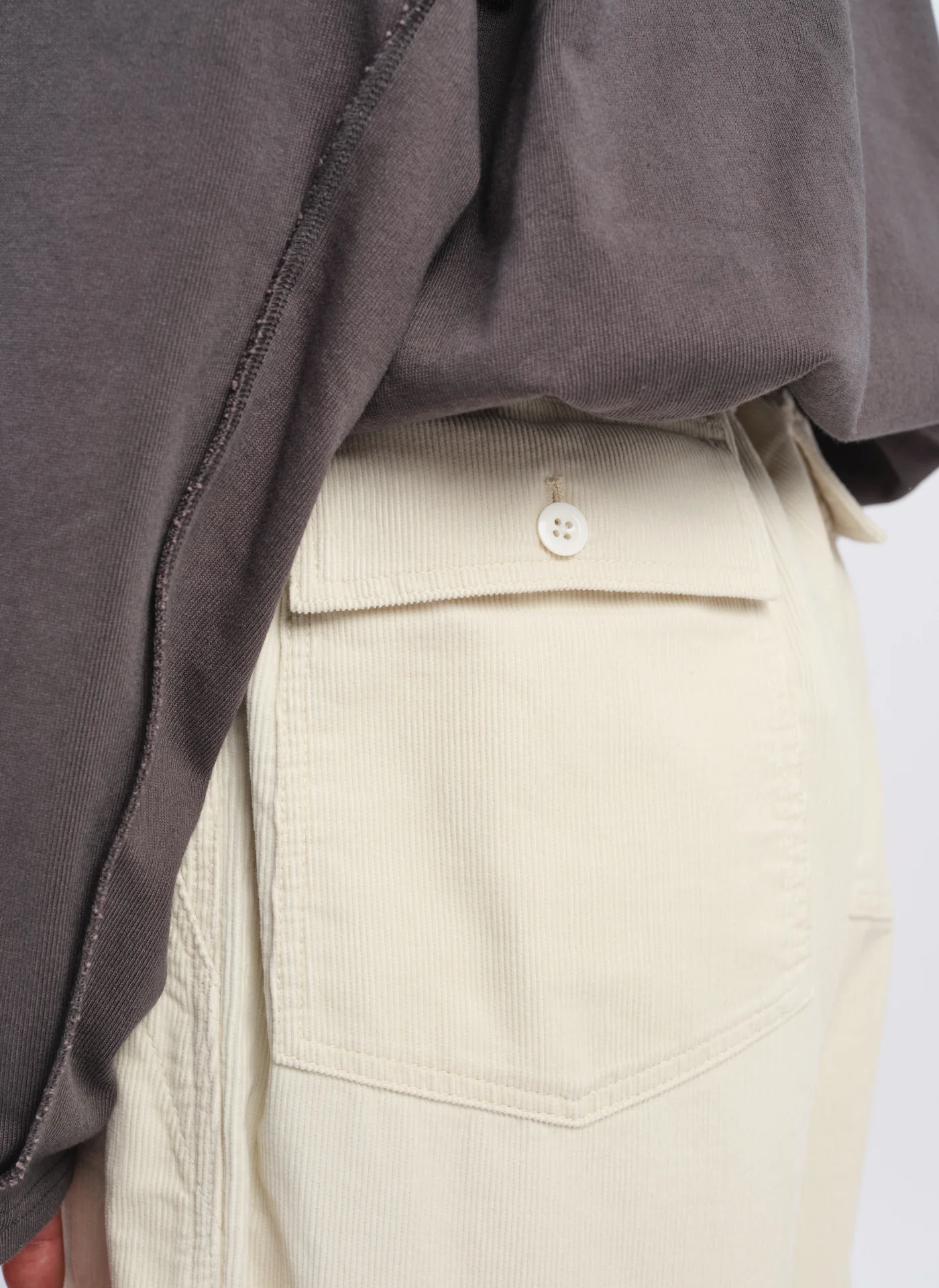 14W Corduroy Wide Tapered Baker Pants - Umamrii