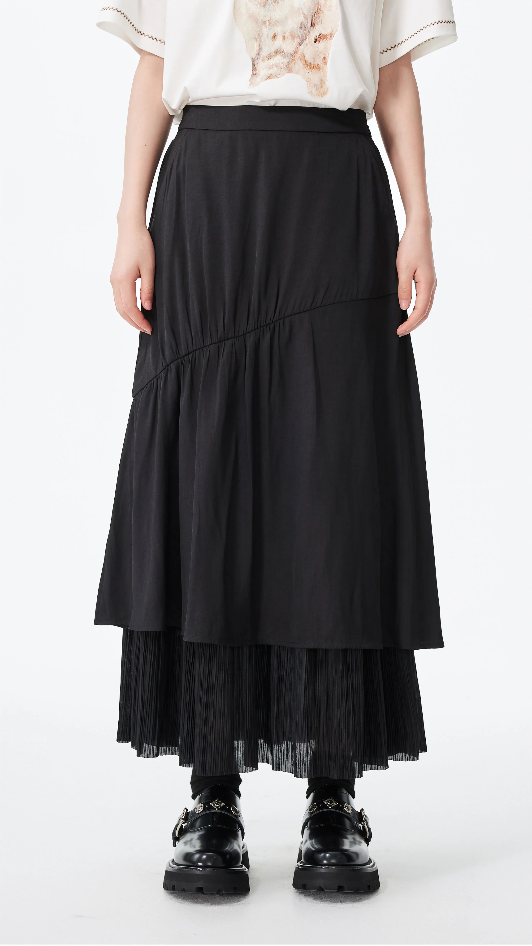 Pleated Patch Skirt - Umamrii