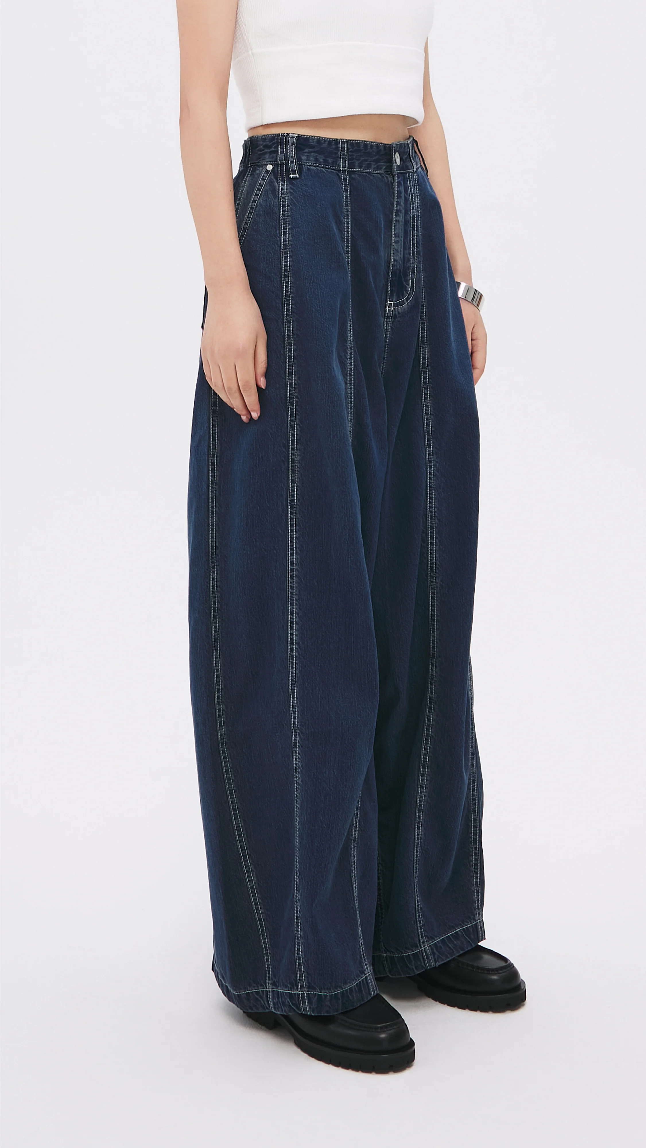 Rebuilt Balloon Jeans - Umamrii