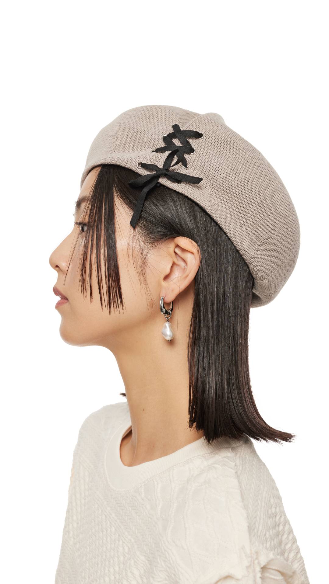 Lacing The Dart Beret - Umamrii