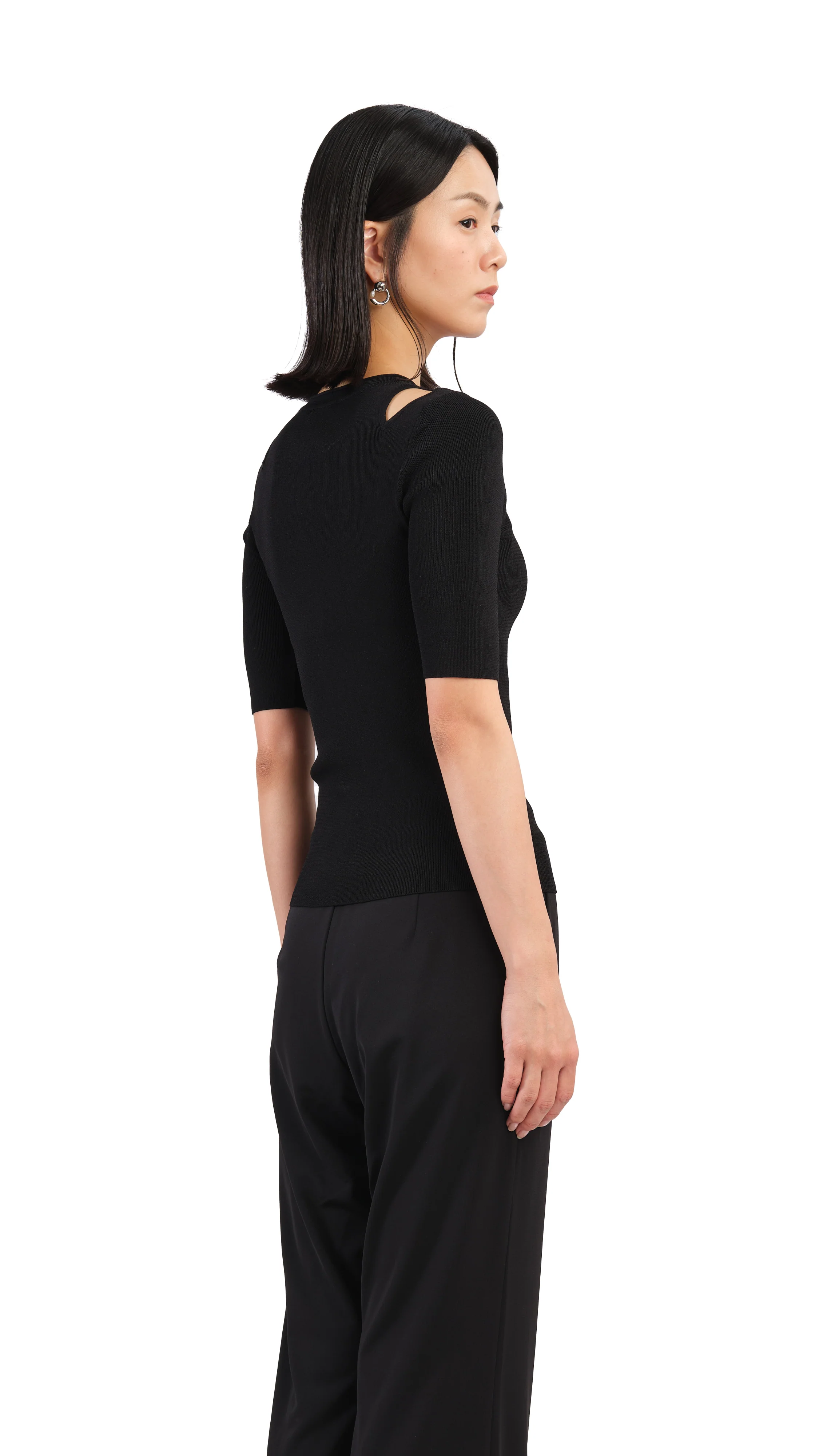 Cut-Out Sweater - Umamrii