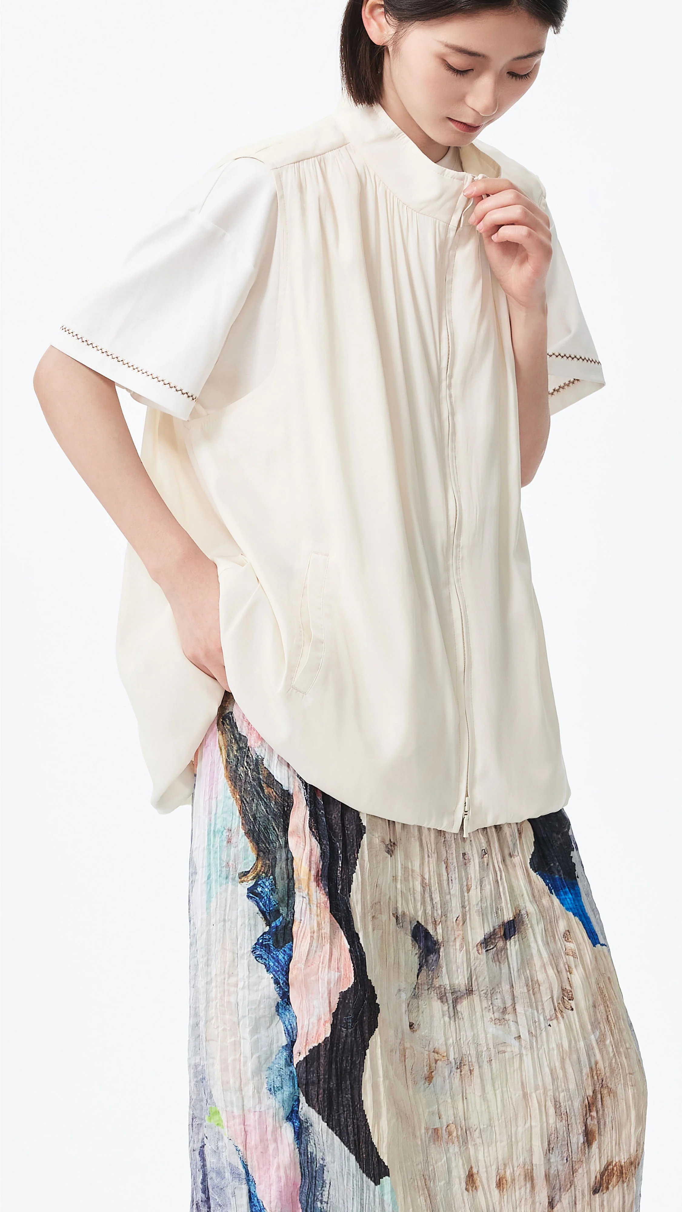 Zip-up Vest - Umamrii