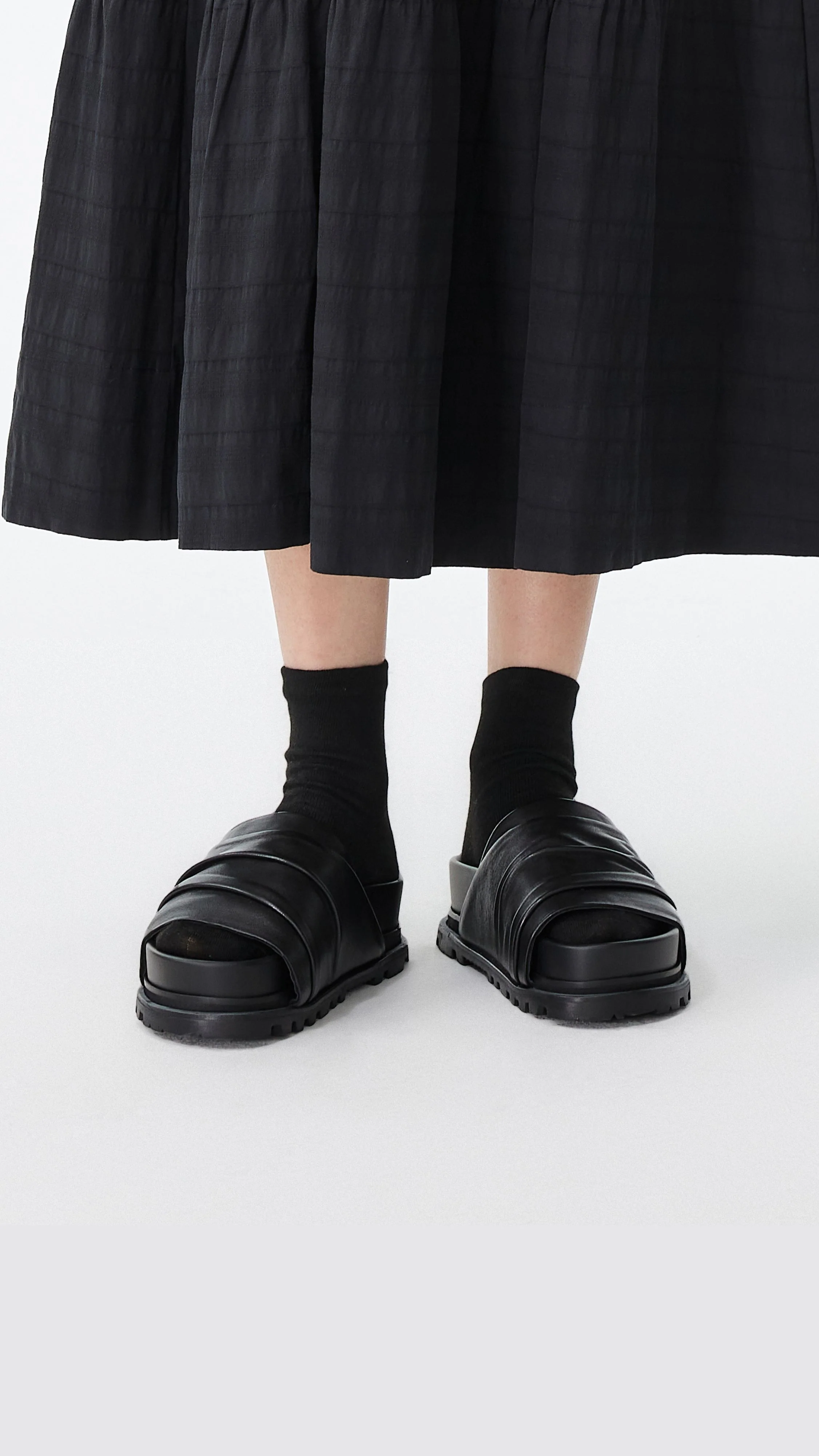 Leather Platform Slides - Umamrii