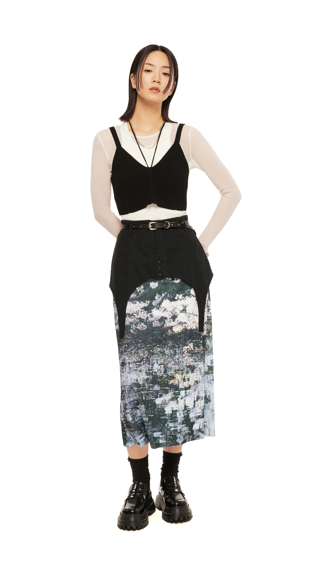 Lace-Up Knit Vest - Umamrii